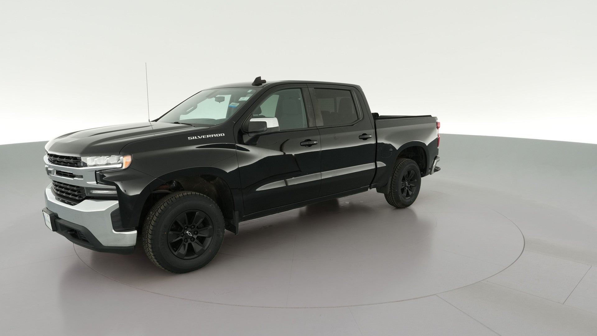 2019 Chevrolet Silverado 1500 Crew Cab vehicle photo