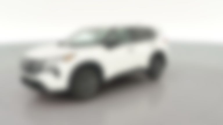 2025 Nissan Rogue vehicle photo