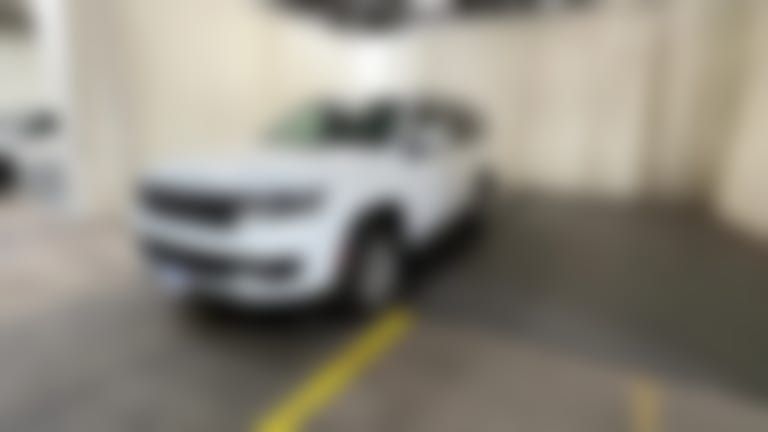 2022 Jeep Wagoneer vehicle photo