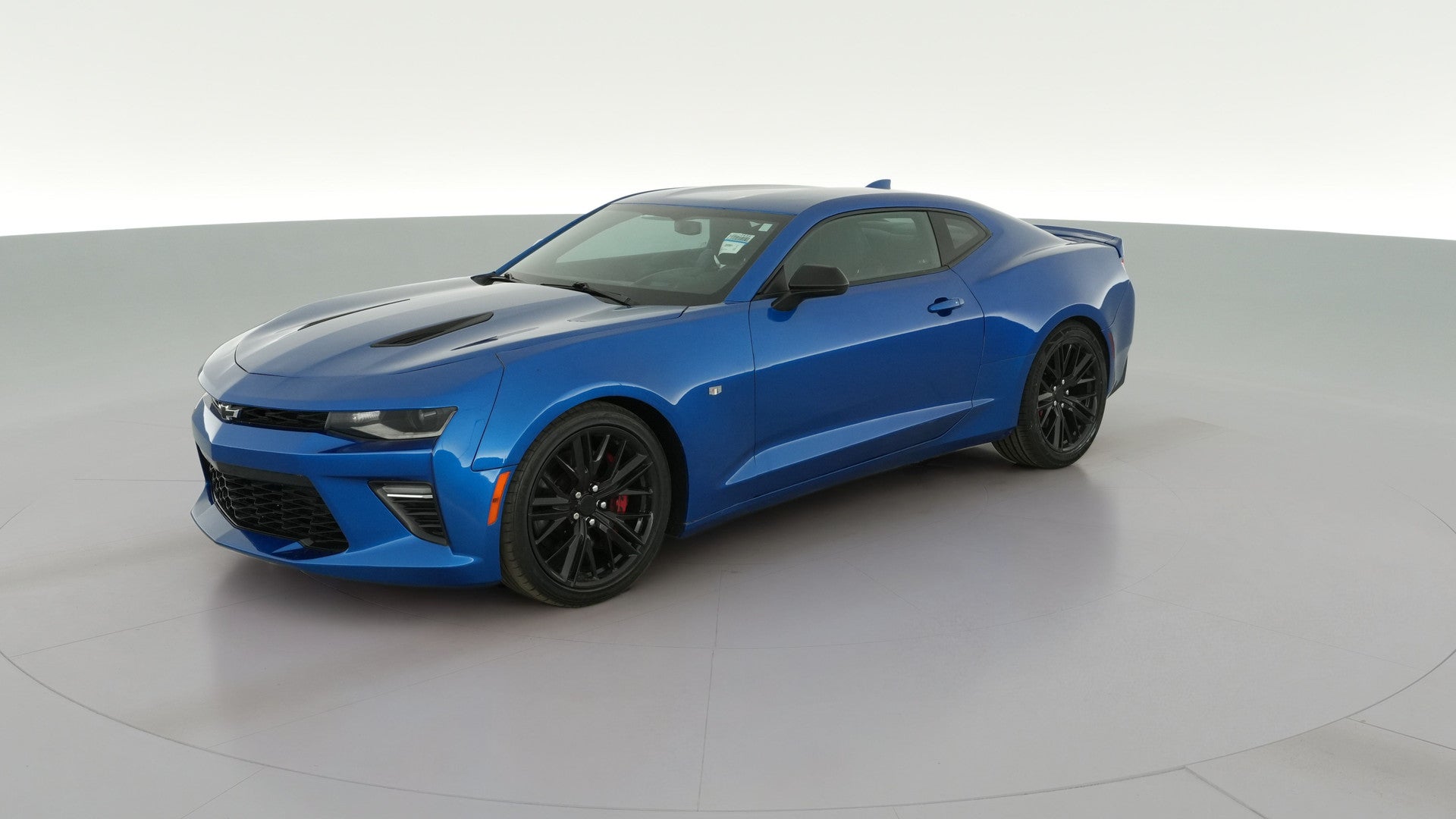 2018 Chevrolet Camaro vehicle photo