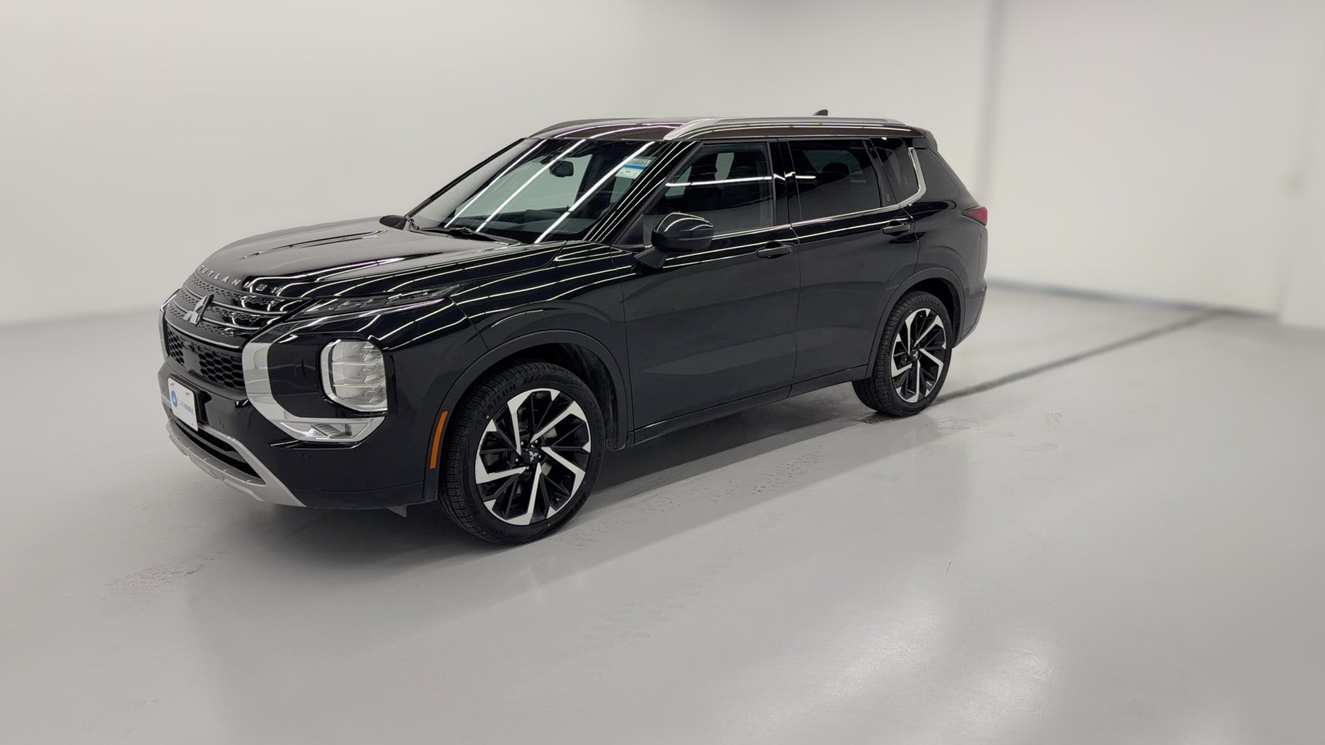 2023 Mitsubishi Outlander vehicle photo