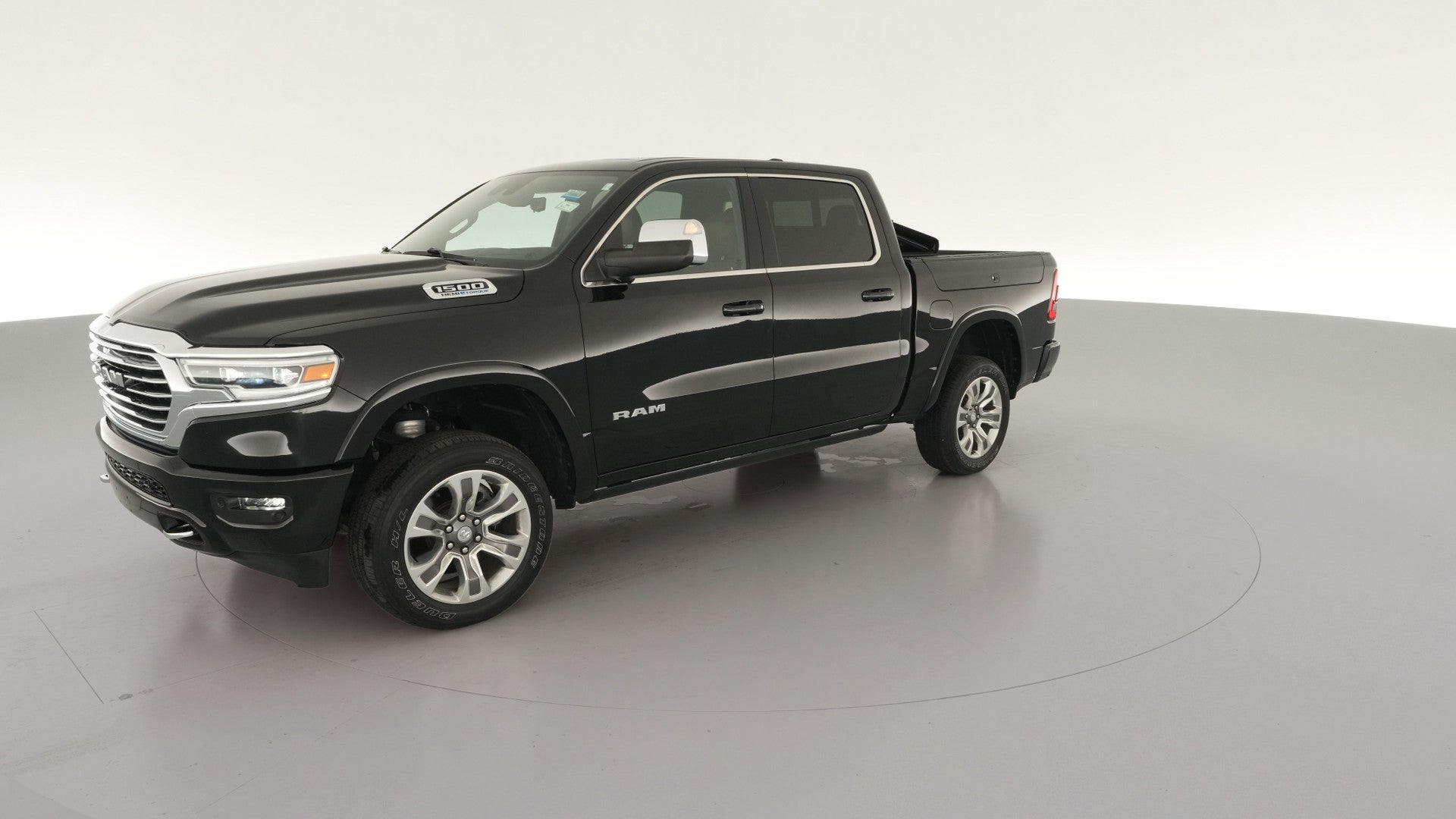 2023 Ram 1500 Crew Cab vehicle photo