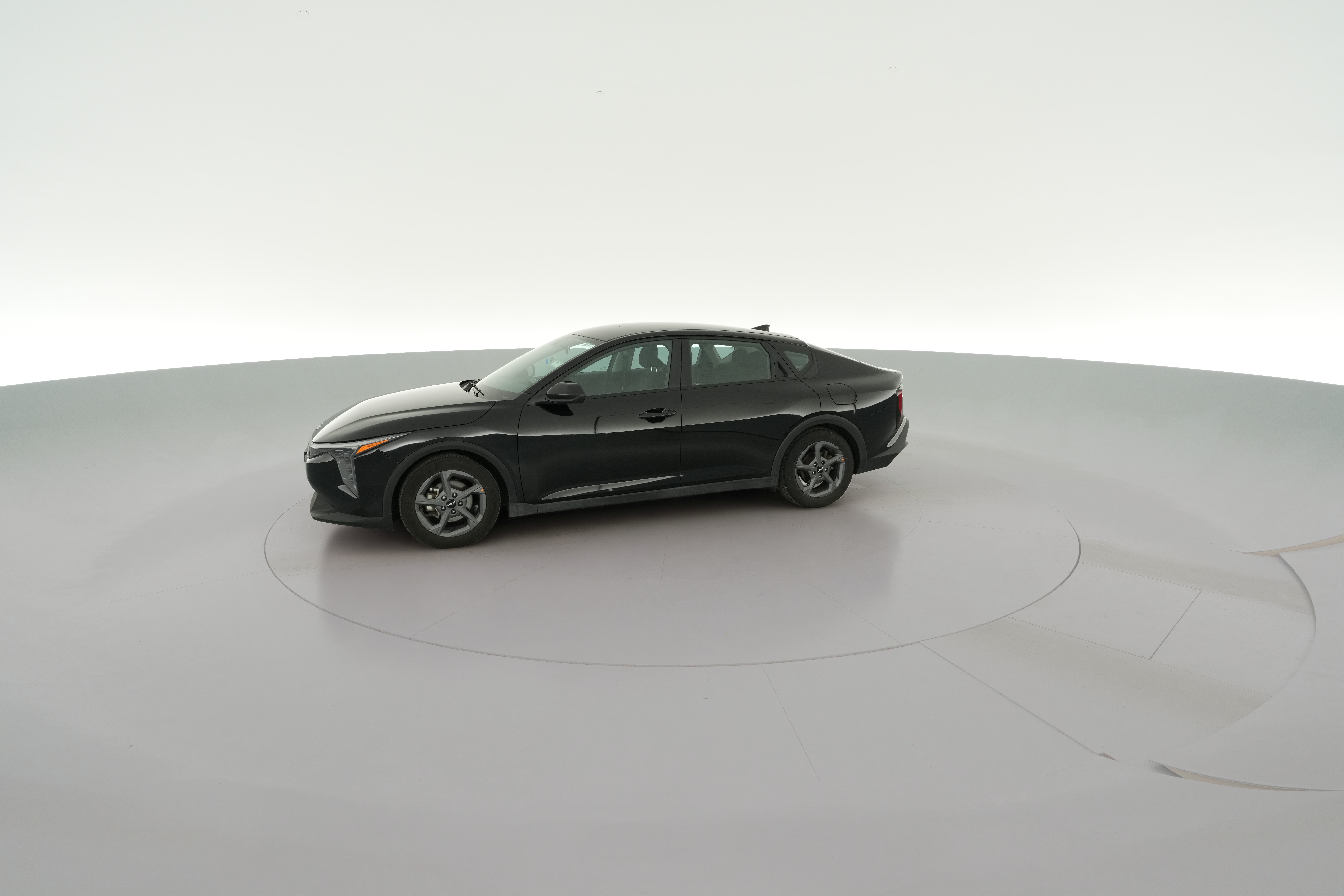 2025 Kia K4 LXS - Photo 25