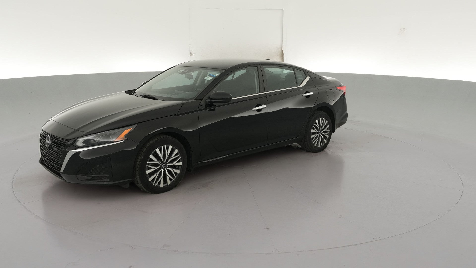 2023 Nissan Altima vehicle photo