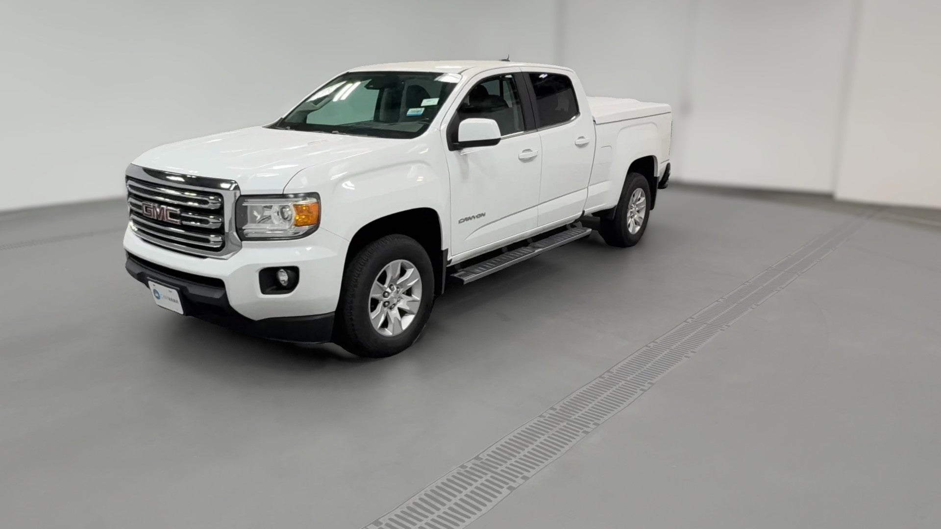 2017 GMC Canyon Crew Cab vehicle photo