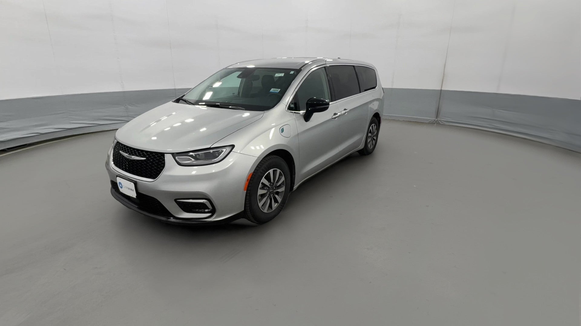 2024 Chrysler Pacifica Hybrid vehicle photo