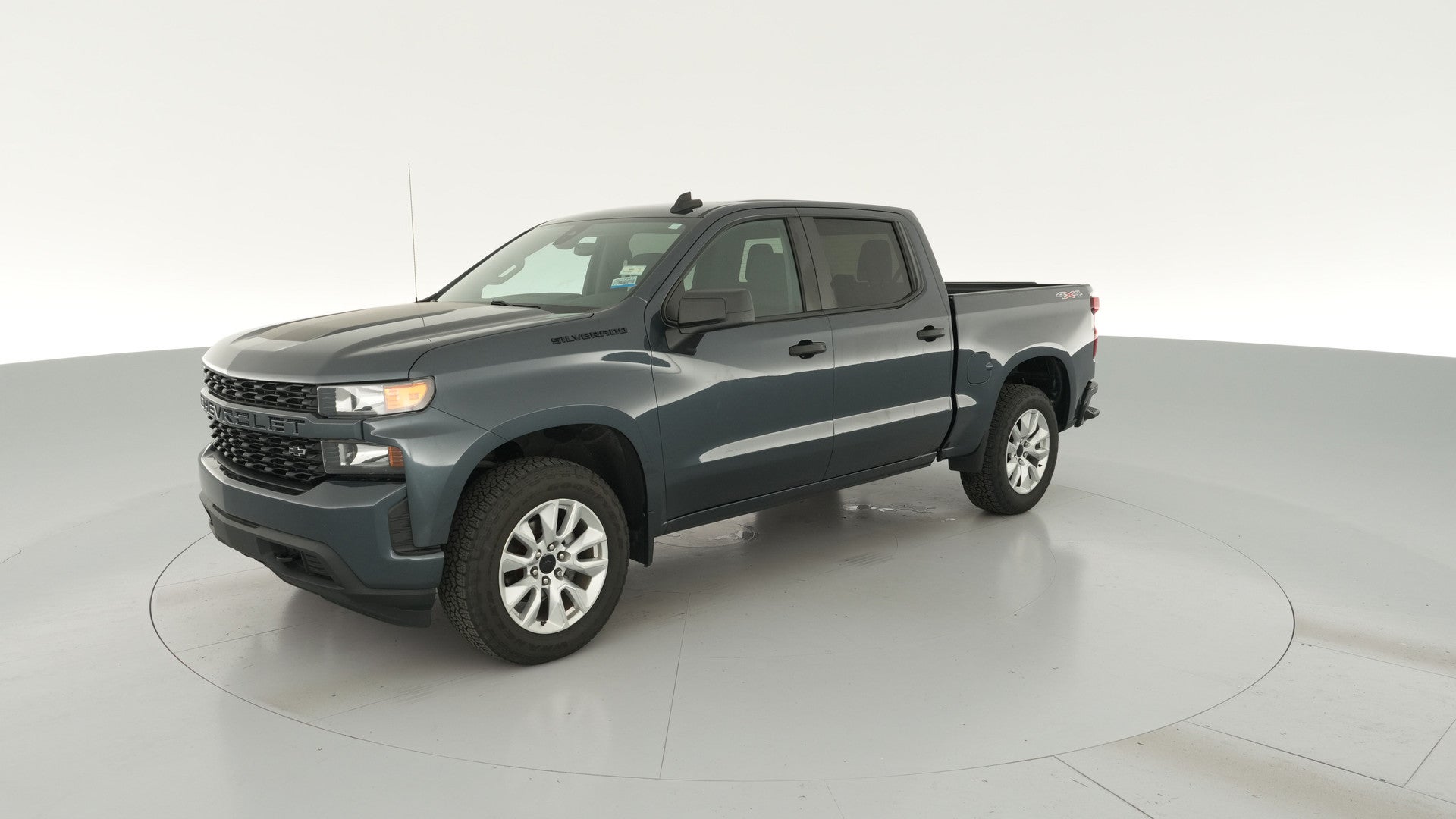 2021 Chevrolet Silverado 1500 Crew Cab vehicle photo
