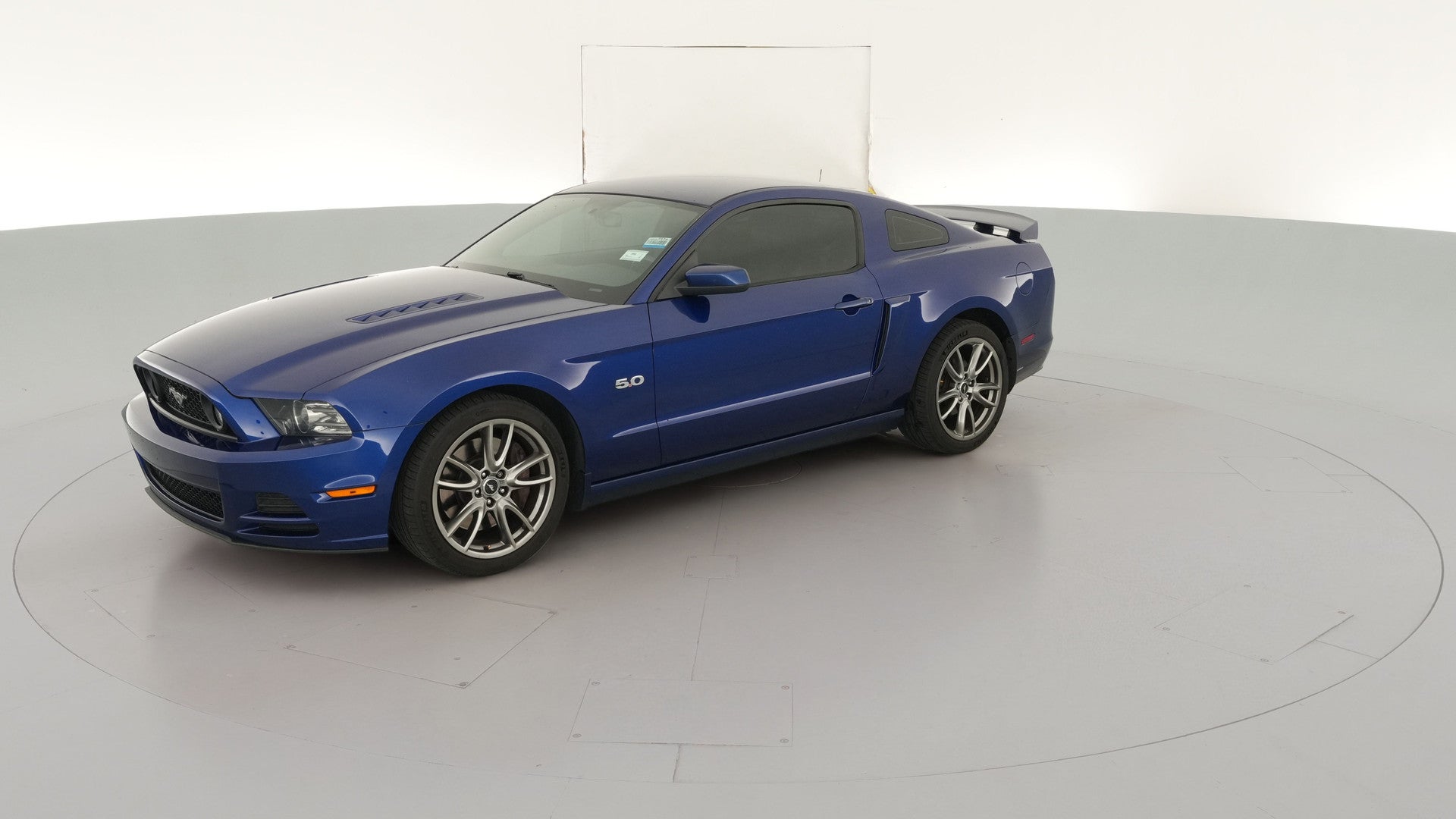 2013 Ford Mustang vehicle photo