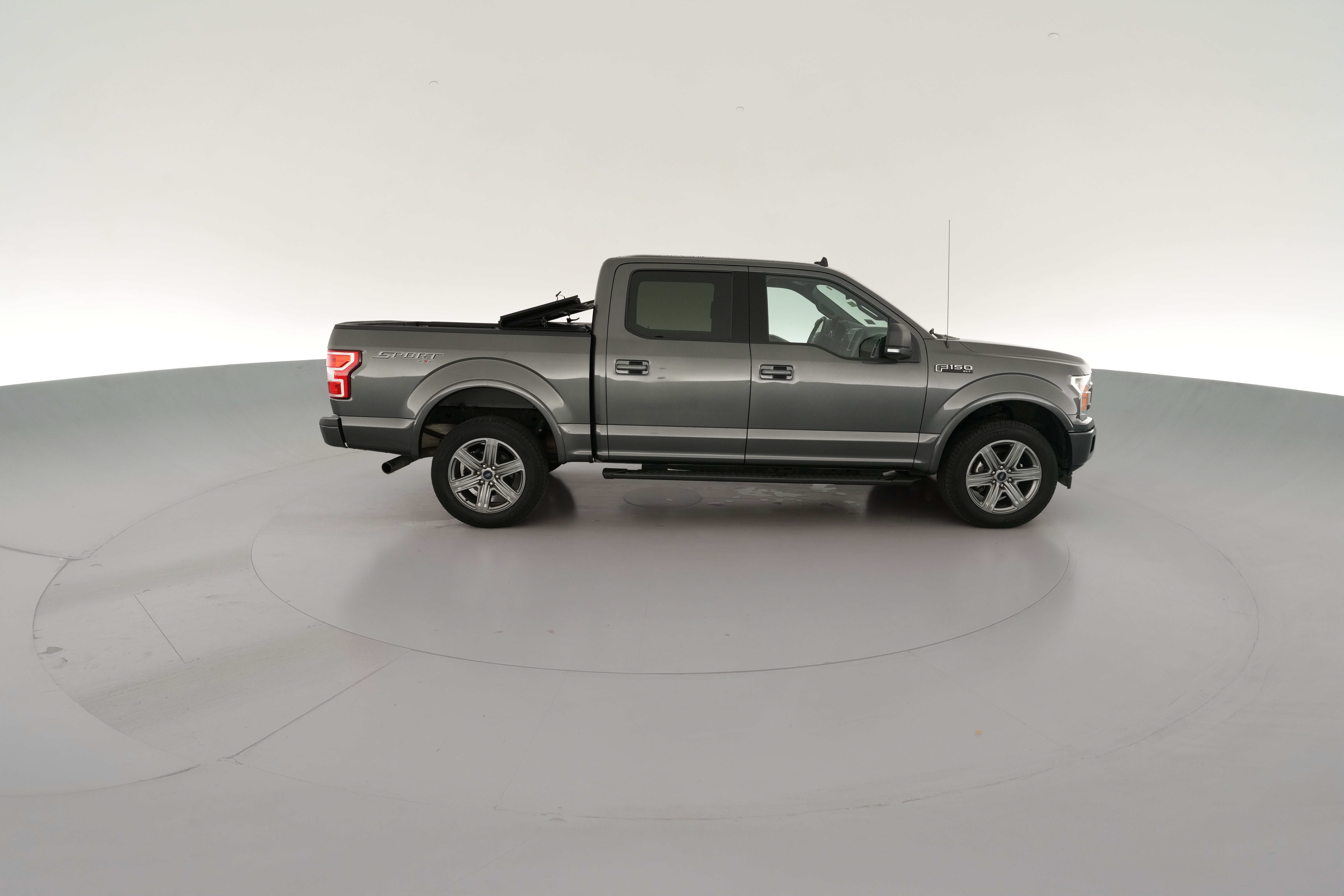 2019 Ford F-150 XLT - Photo 35