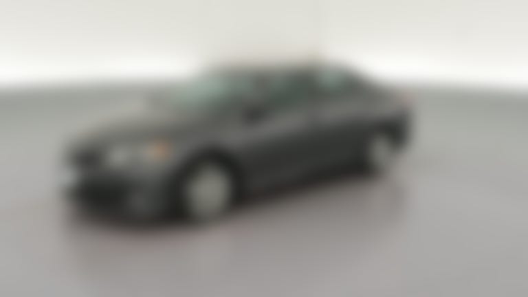 2014 Toyota Camry vehicle photo