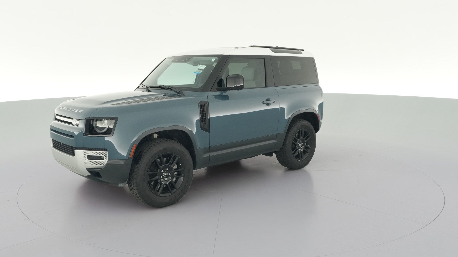 2025 Land Rover Defender 90 vehicle photo