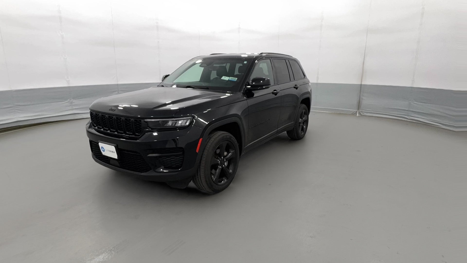 2023 Jeep Grand Cherokee vehicle photo