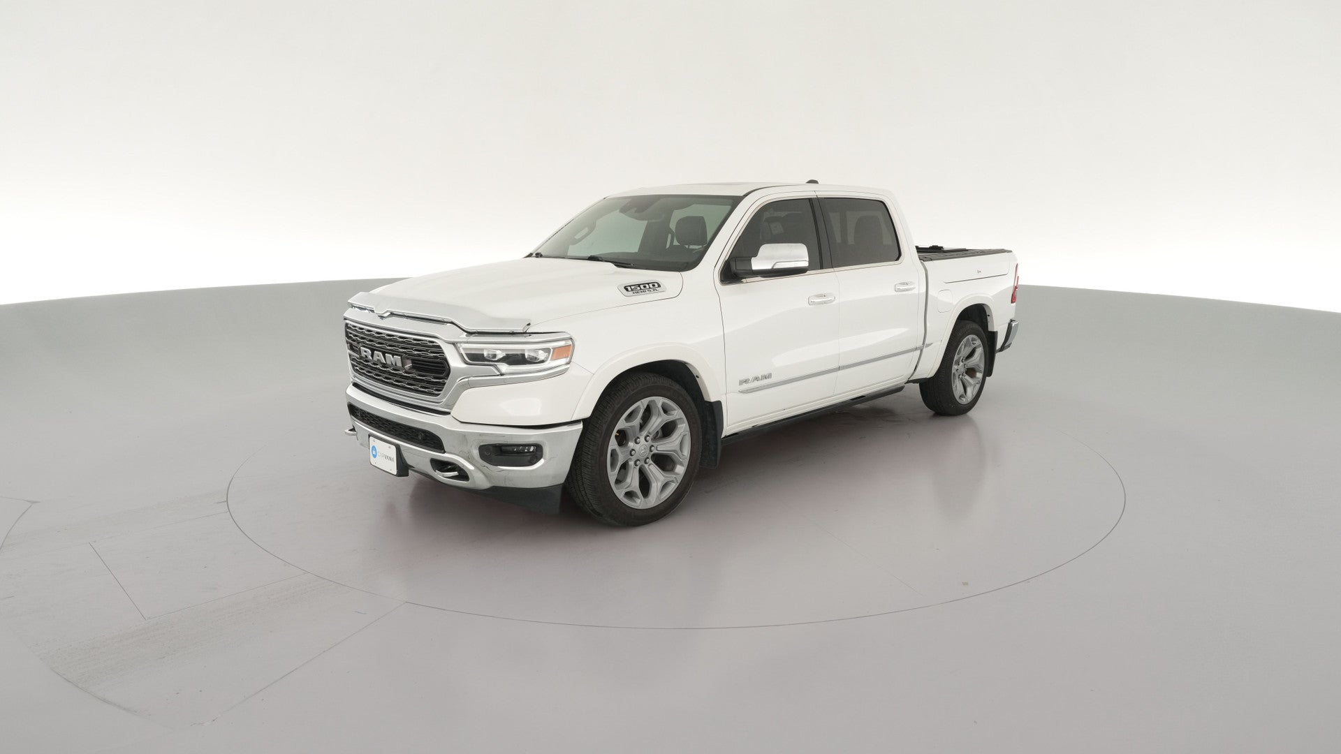 2019 Ram 1500 Crew Cab vehicle photo