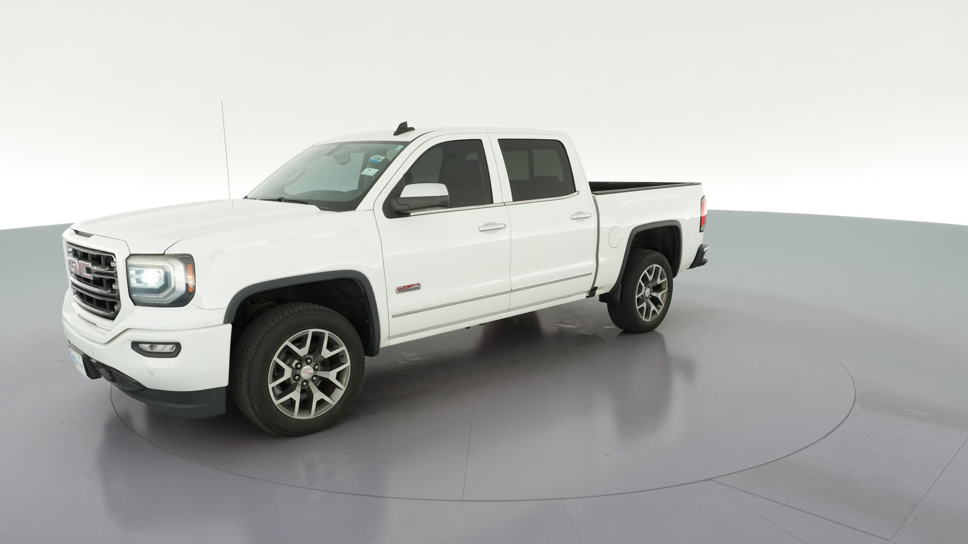 2016 GMC Sierra 1500 Crew Cab vehicle photo