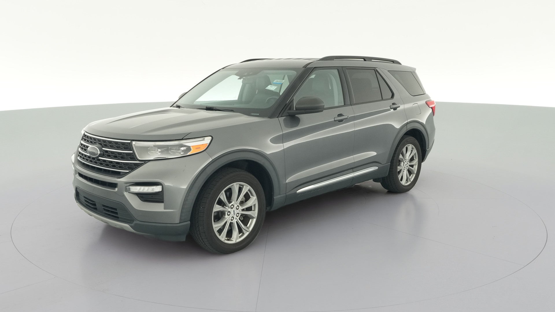 2021 Ford Explorer vehicle photo