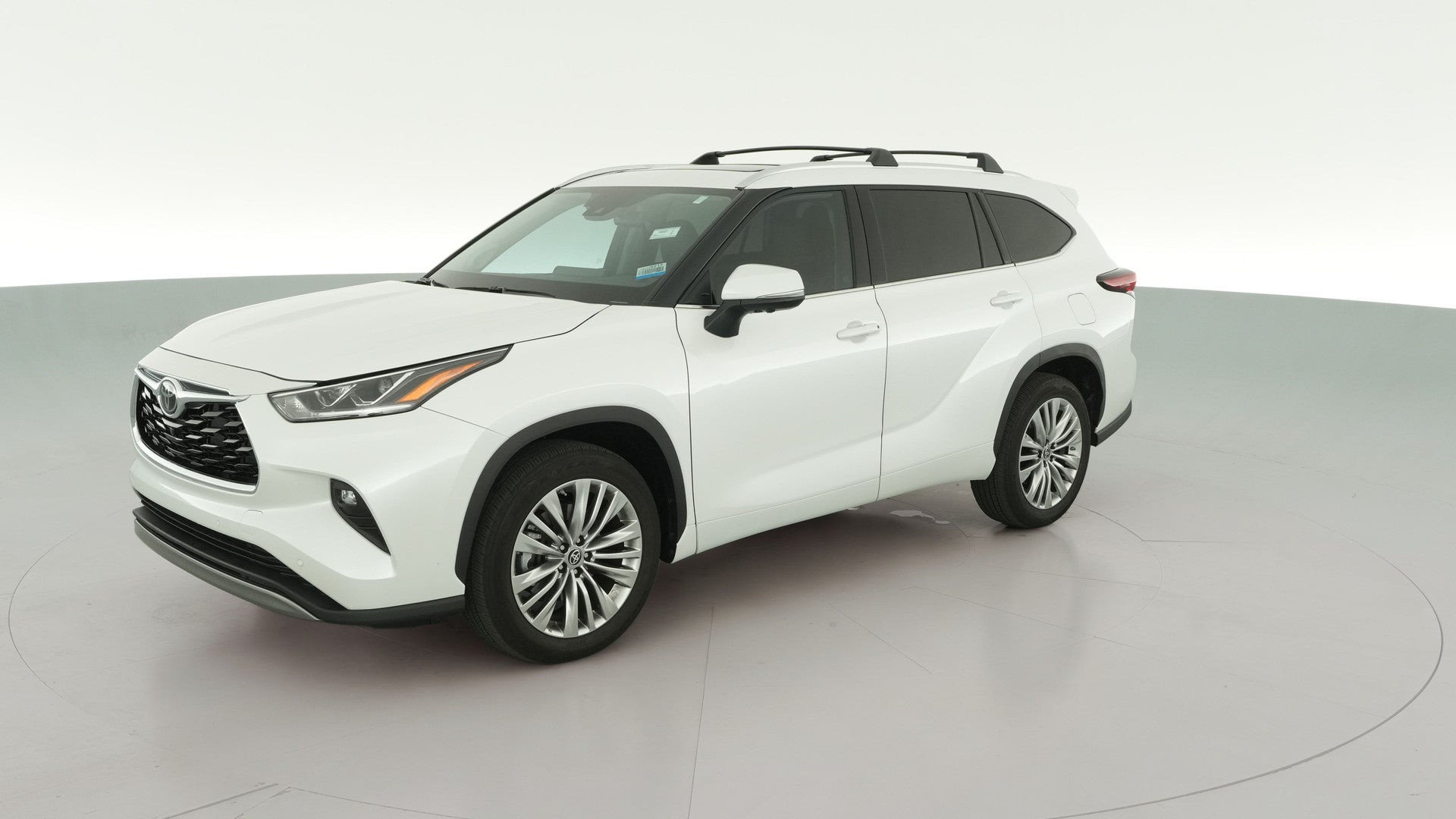 2024 Toyota Highlander vehicle photo