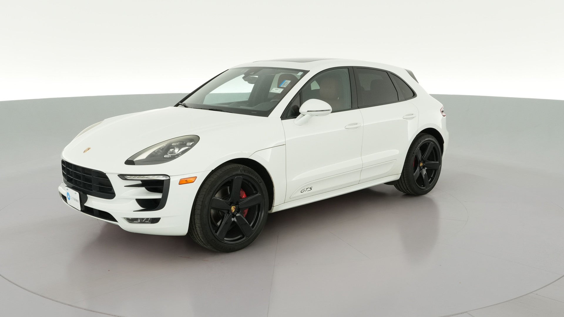 2018 Porsche Macan vehicle photo
