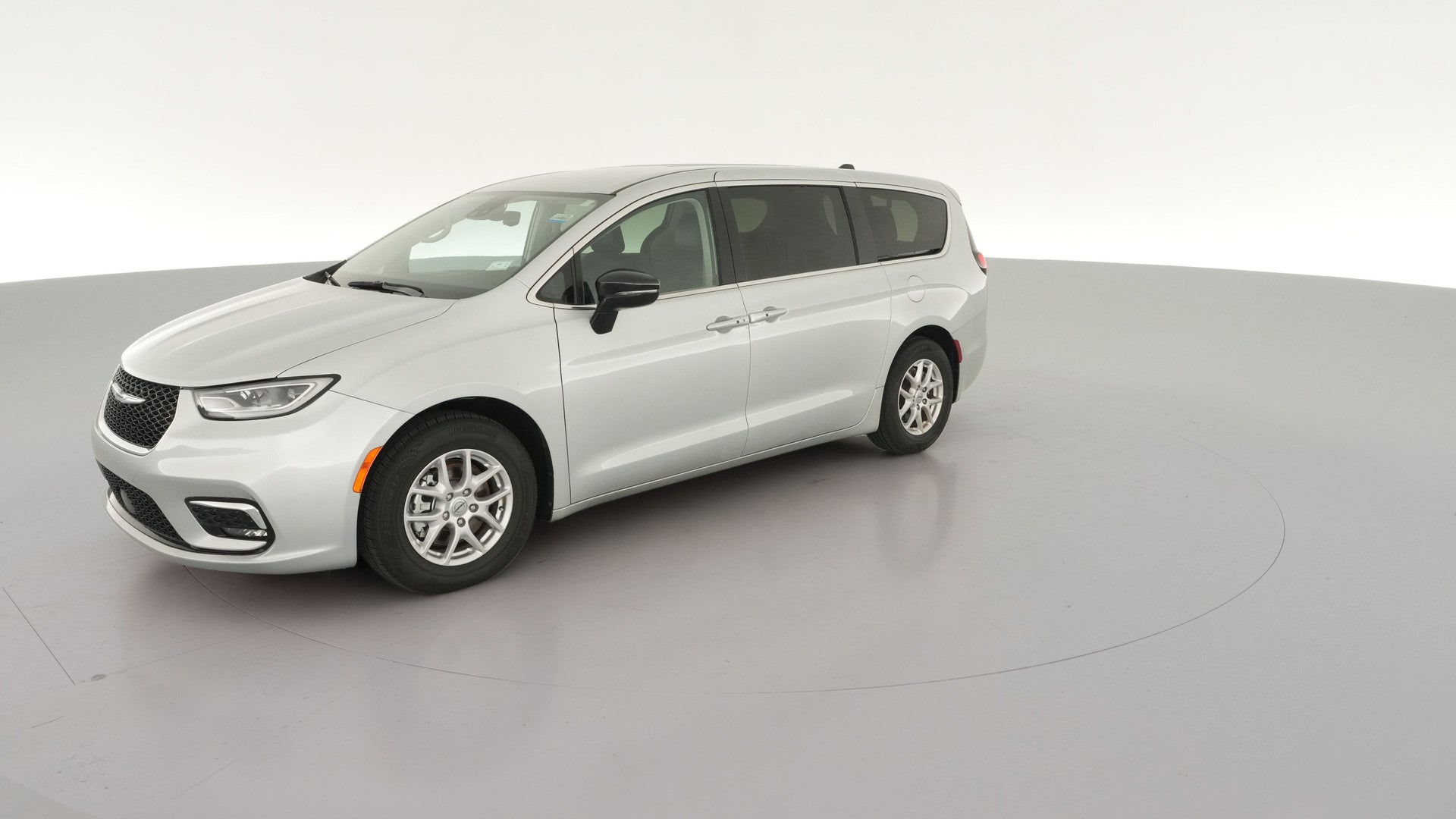 2024 Chrysler Pacifica vehicle photo