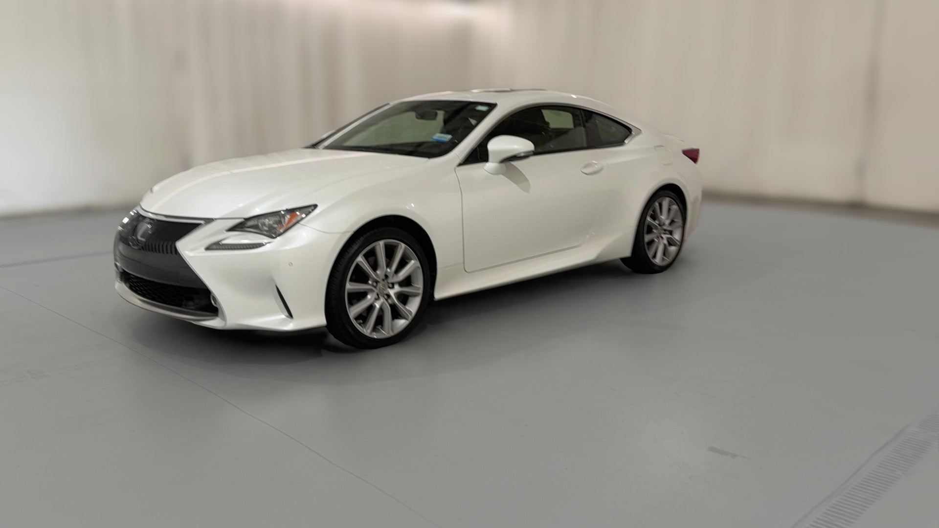 2016 Lexus RC vehicle photo