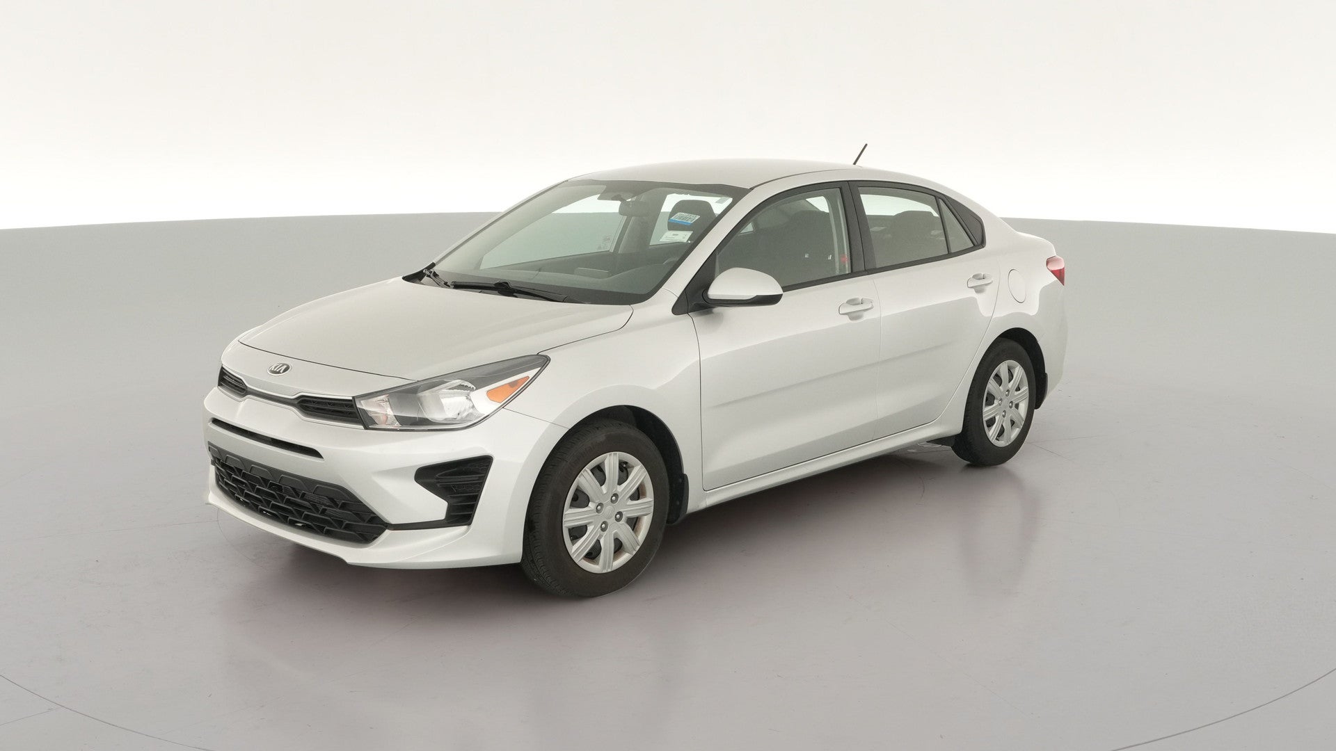 2021 Kia Rio vehicle photo