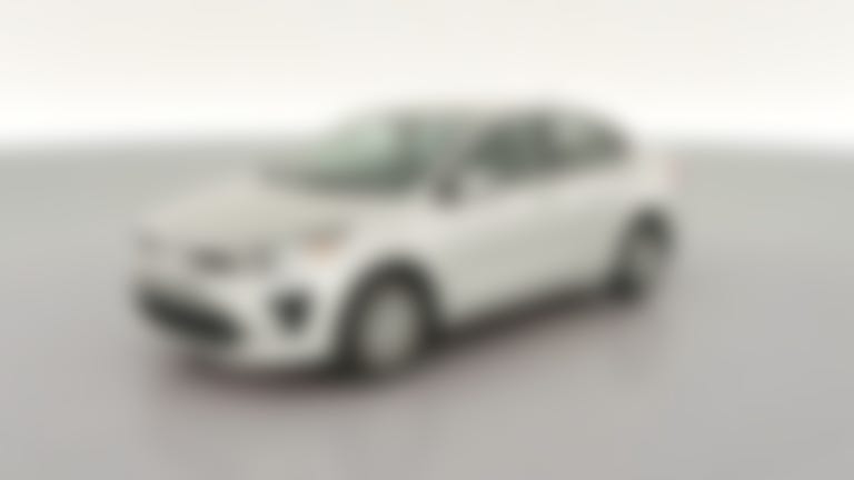 2021 Kia Rio vehicle photo