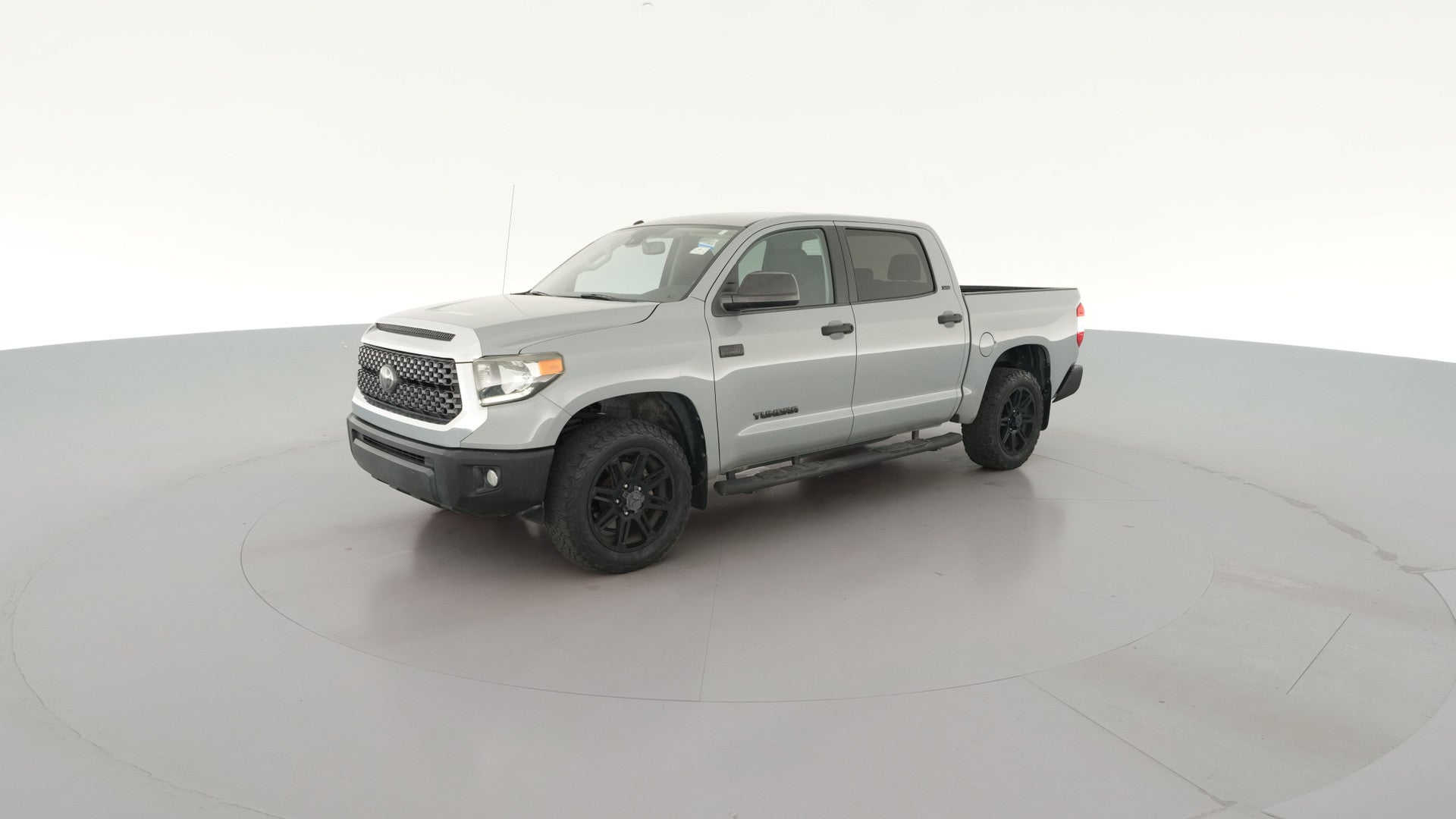 2018 Toyota Tundra CrewMax vehicle photo