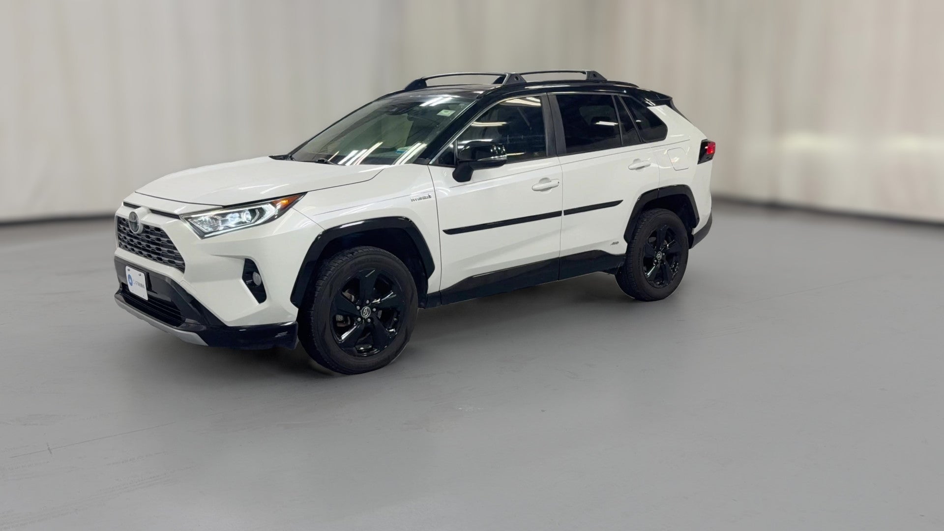 2019 Toyota RAV4 Hybrid vehicle photo