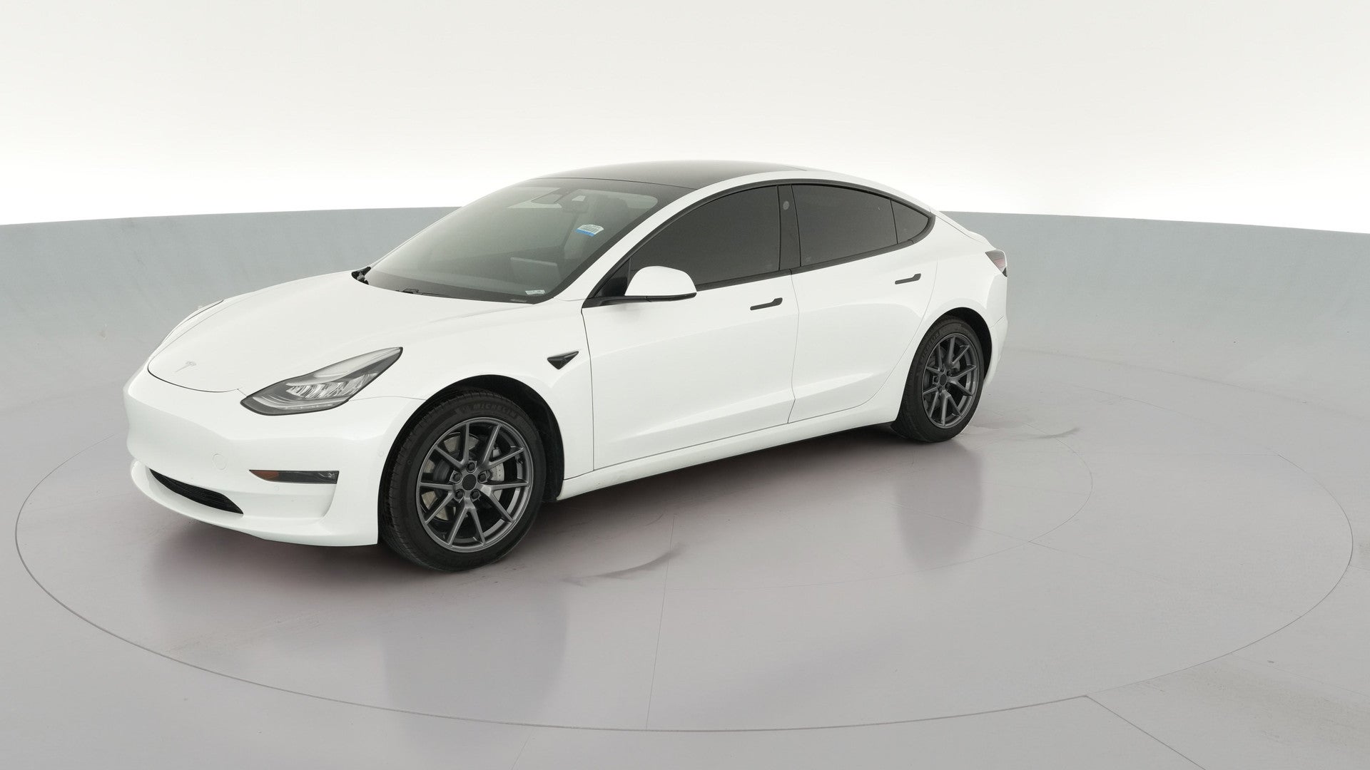 2021 Tesla Model 3 vehicle photo