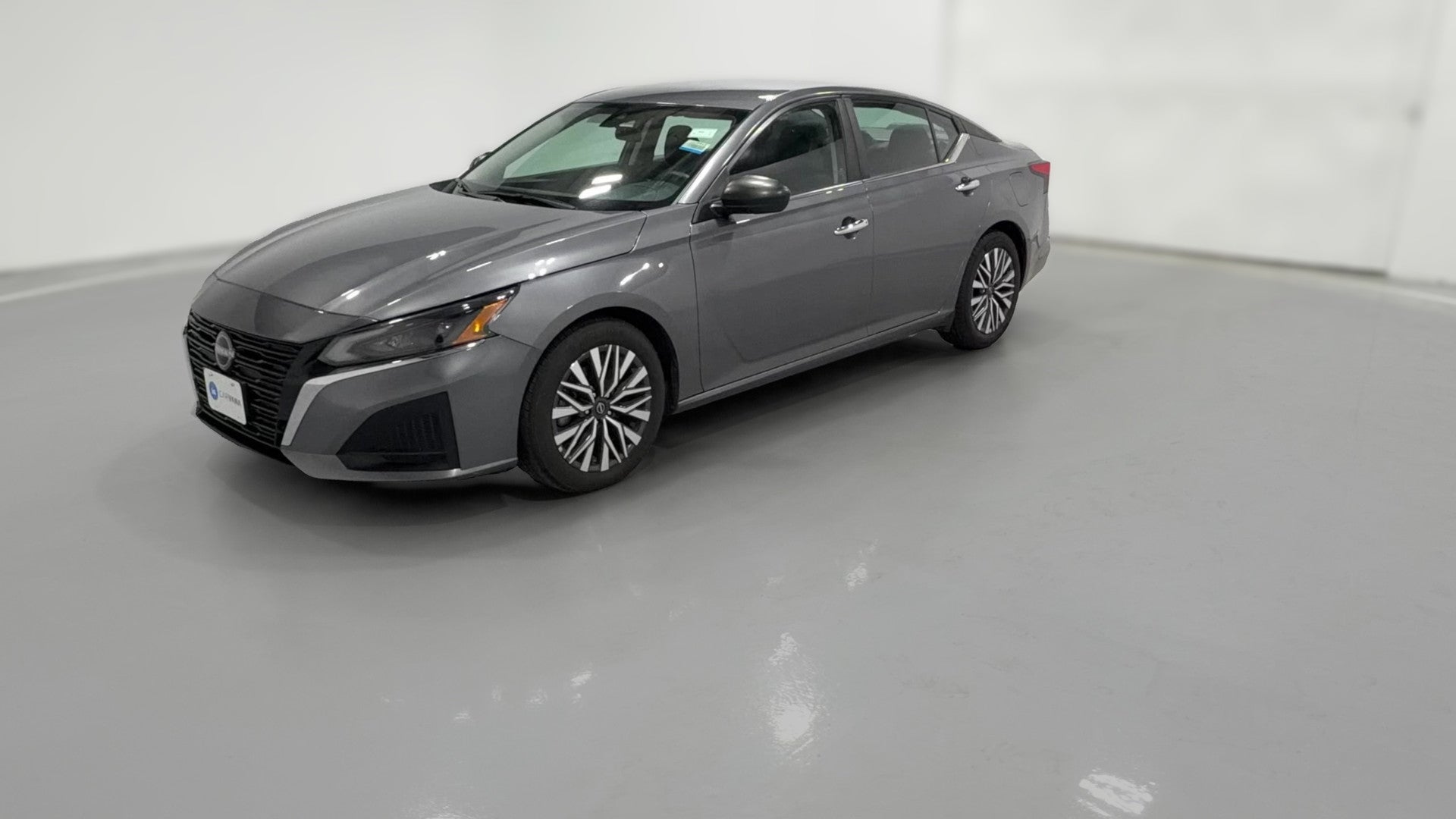 2025 Nissan Altima vehicle photo