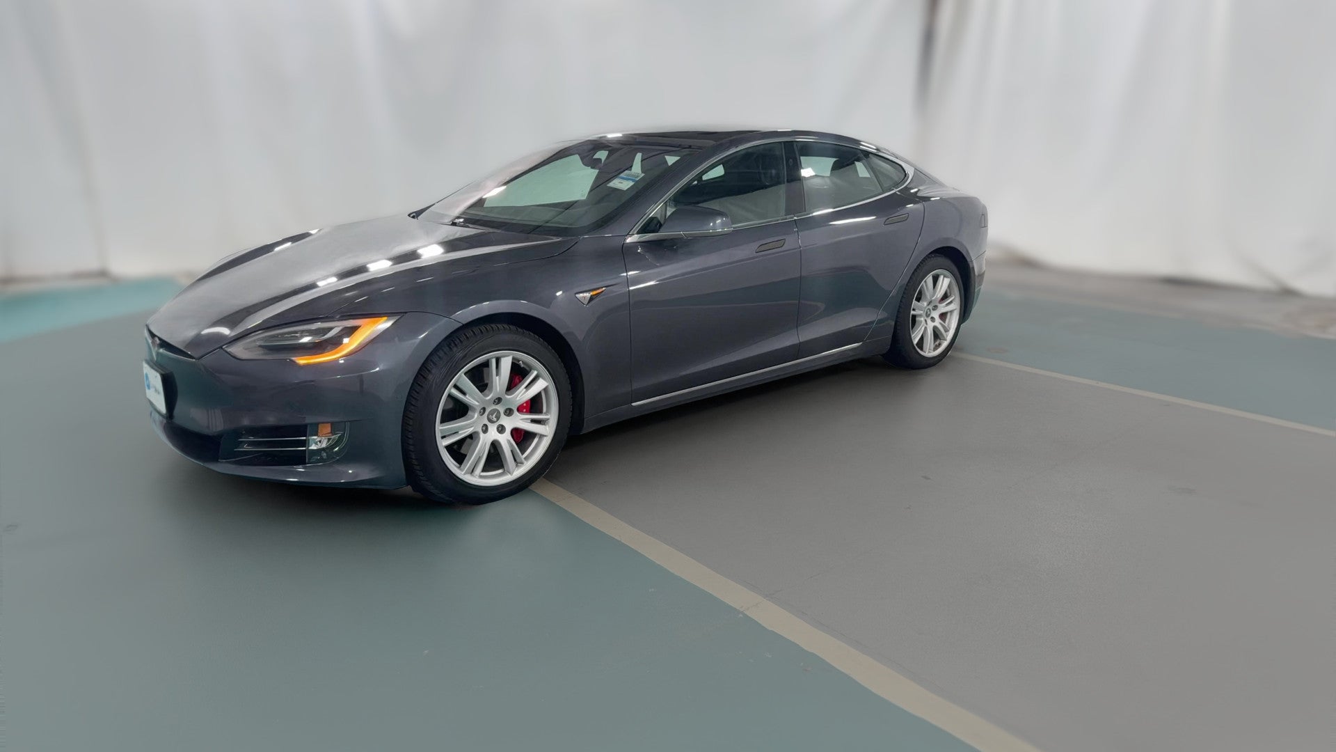 2021 Tesla Model S vehicle photo