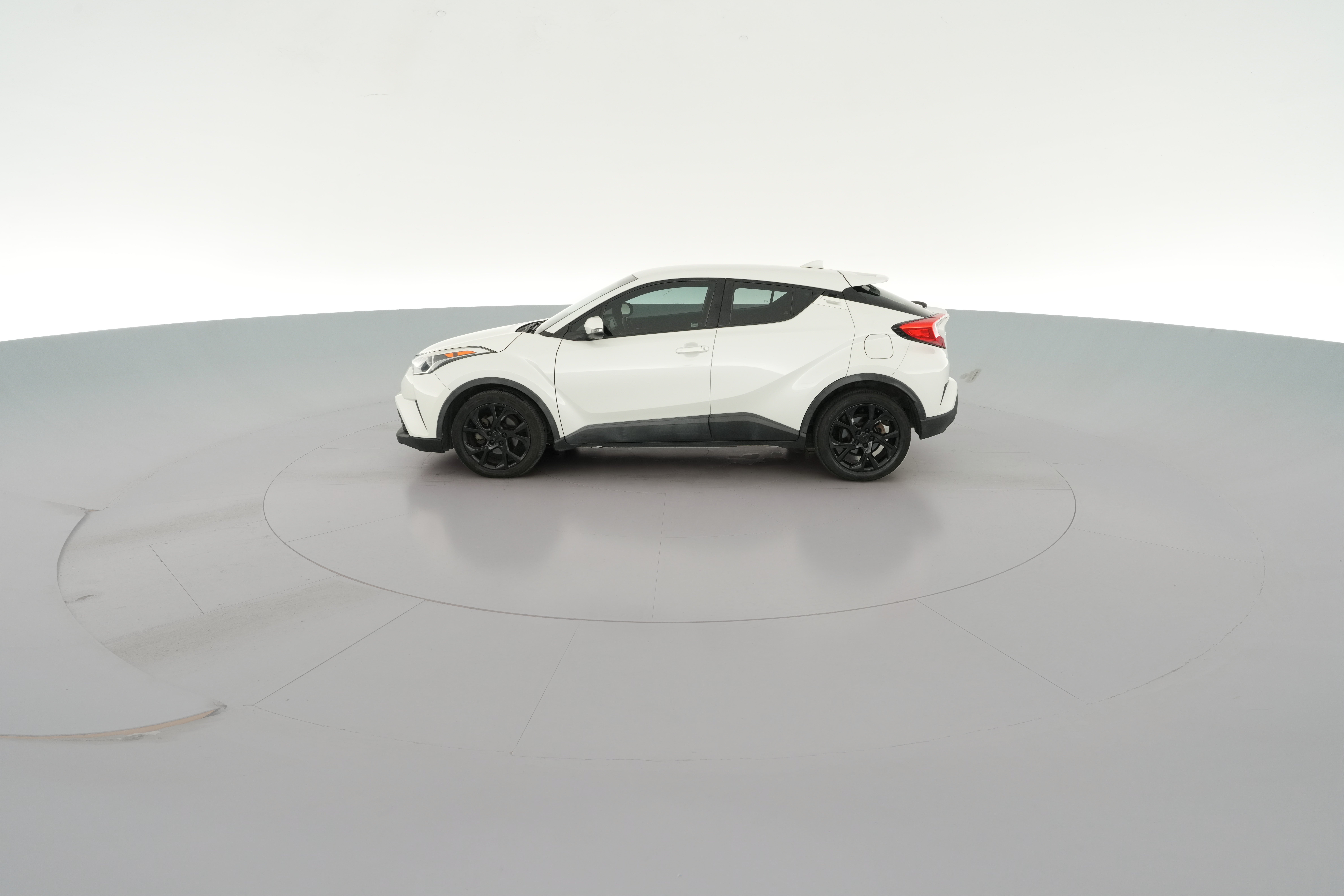 2018 Toyota C-HR XLE Premium - Photo 24
