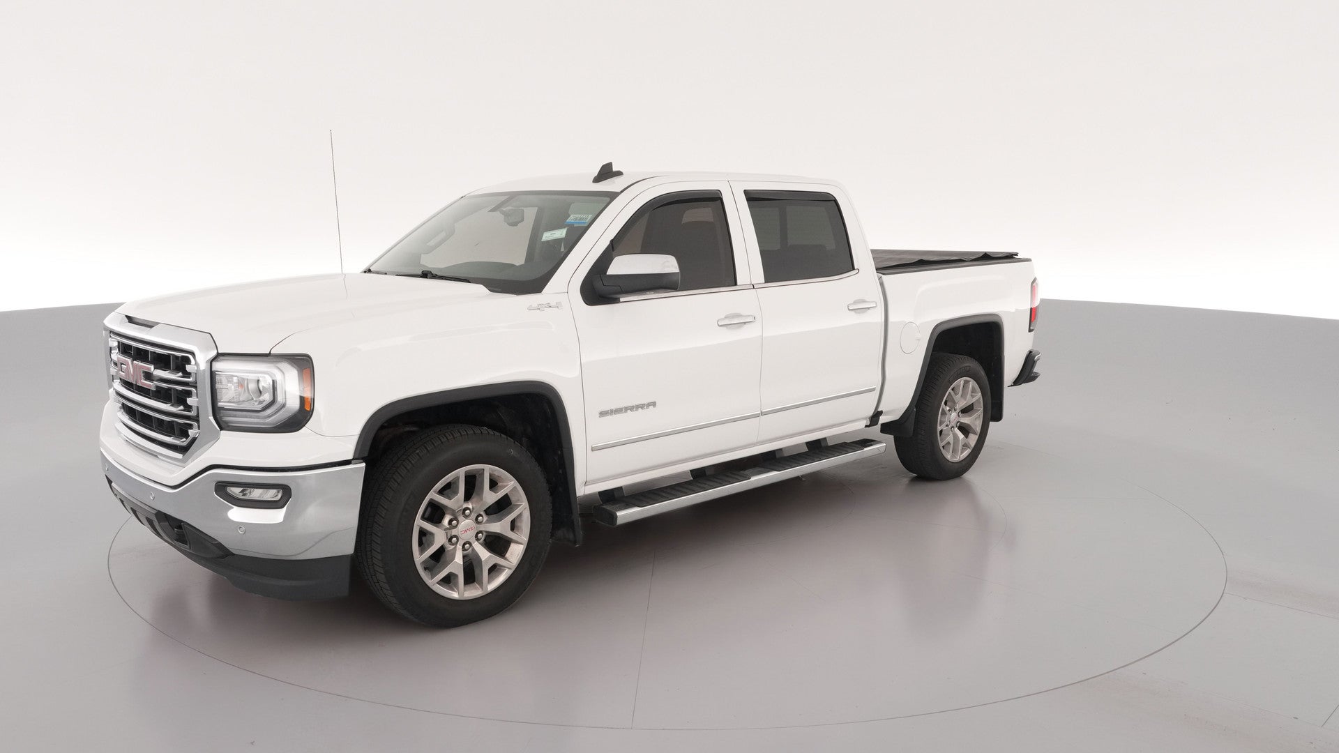 2018 GMC Sierra 1500 Crew Cab vehicle photo