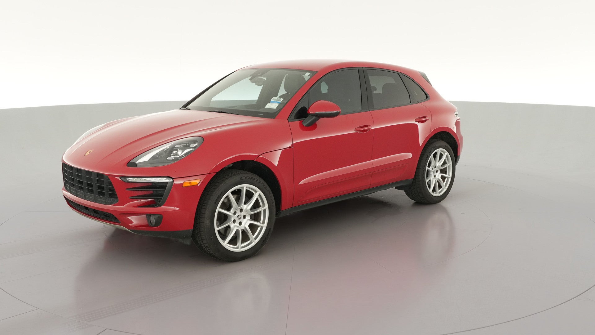 2018 Porsche Macan vehicle photo