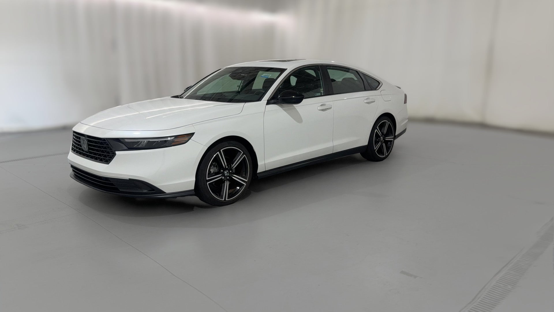 2024 Honda Accord Hybrid vehicle photo