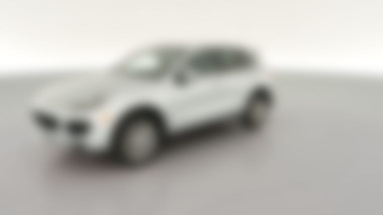 2016 Porsche Cayenne vehicle photo