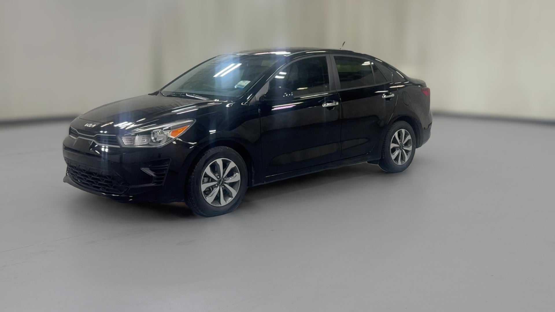 2023 Kia Rio vehicle photo