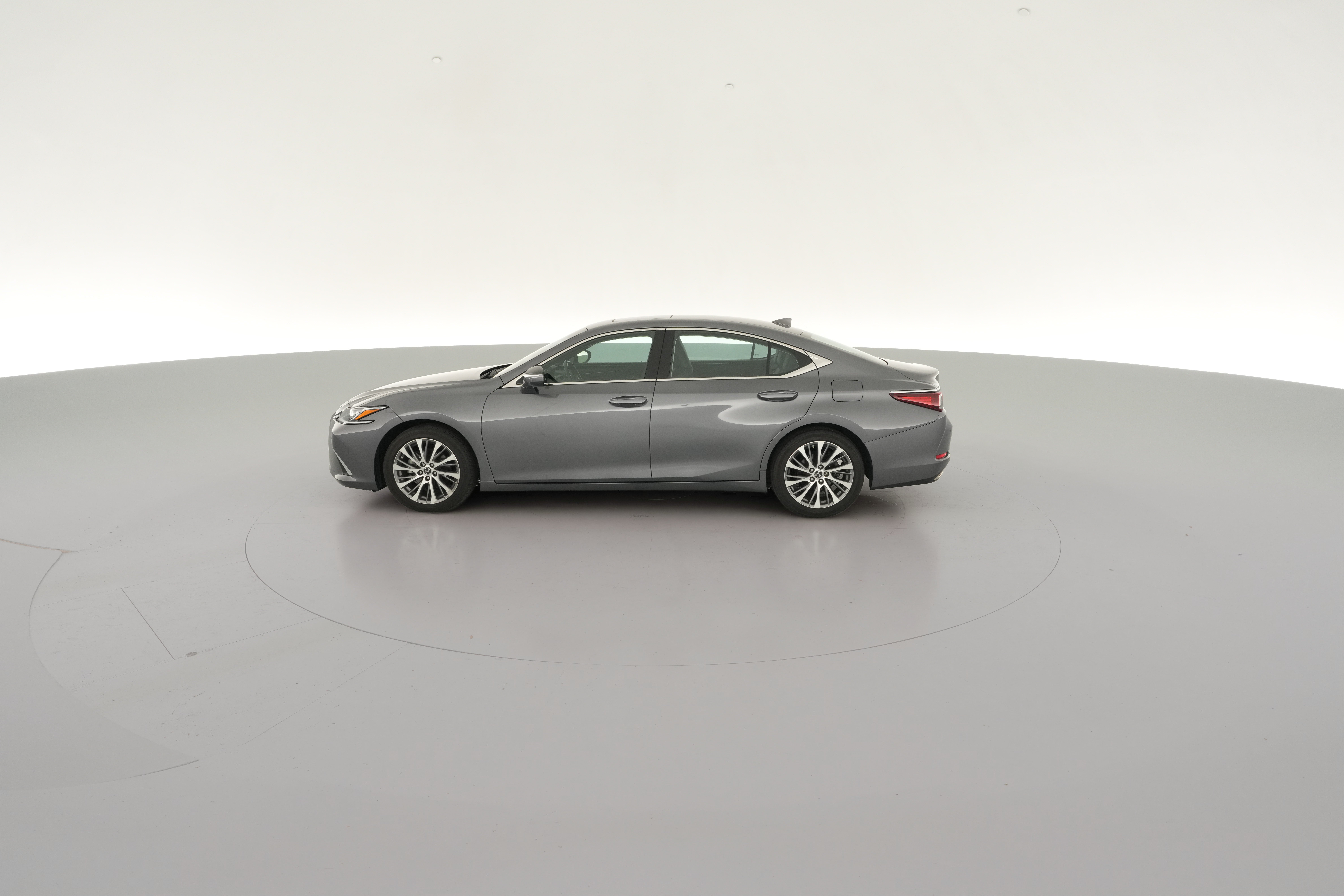 2021 Lexus ES 350 - Photo 30