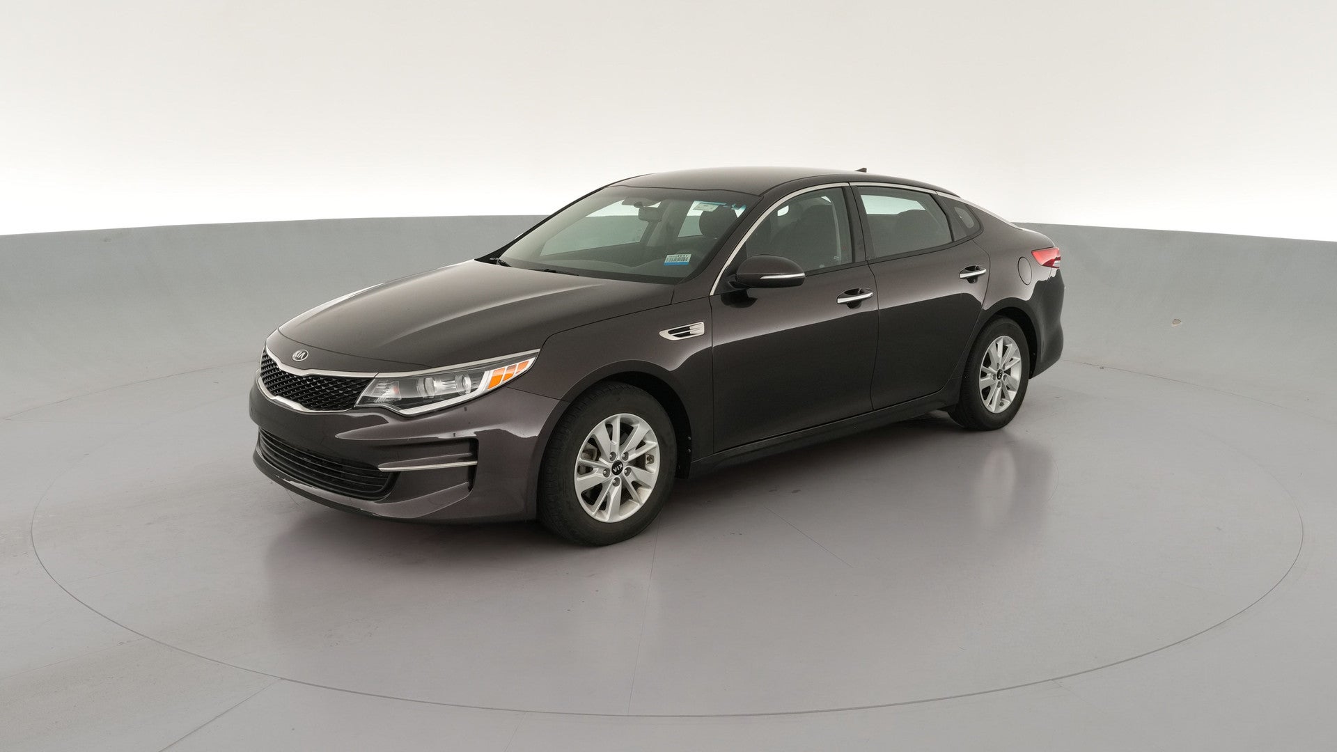 2018 Kia Optima vehicle photo