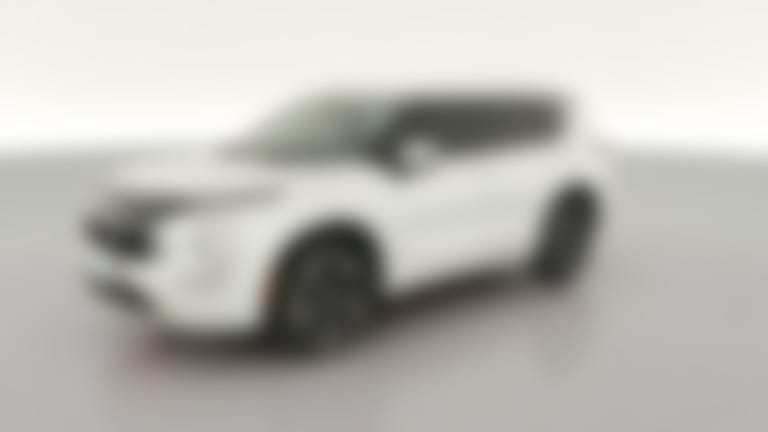 2024 Mitsubishi Outlander vehicle photo