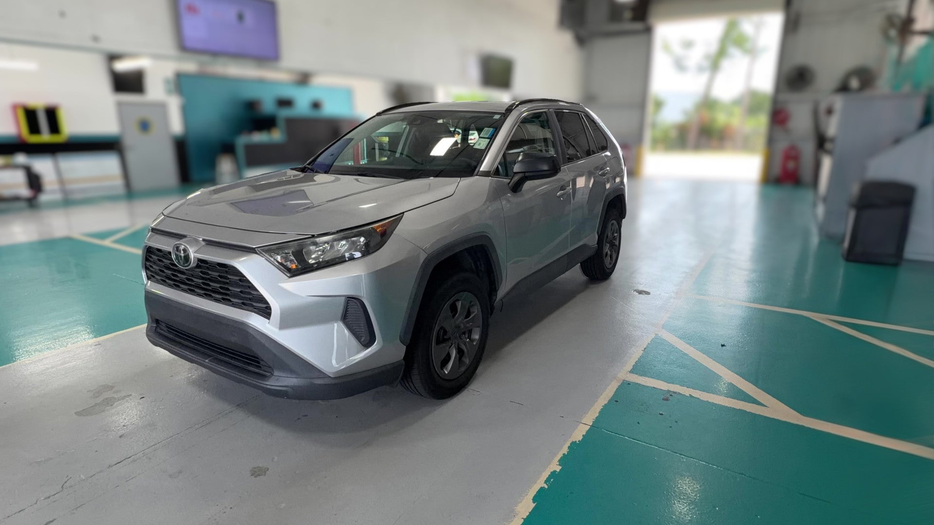 2019 Toyota RAV4 vehicle photo