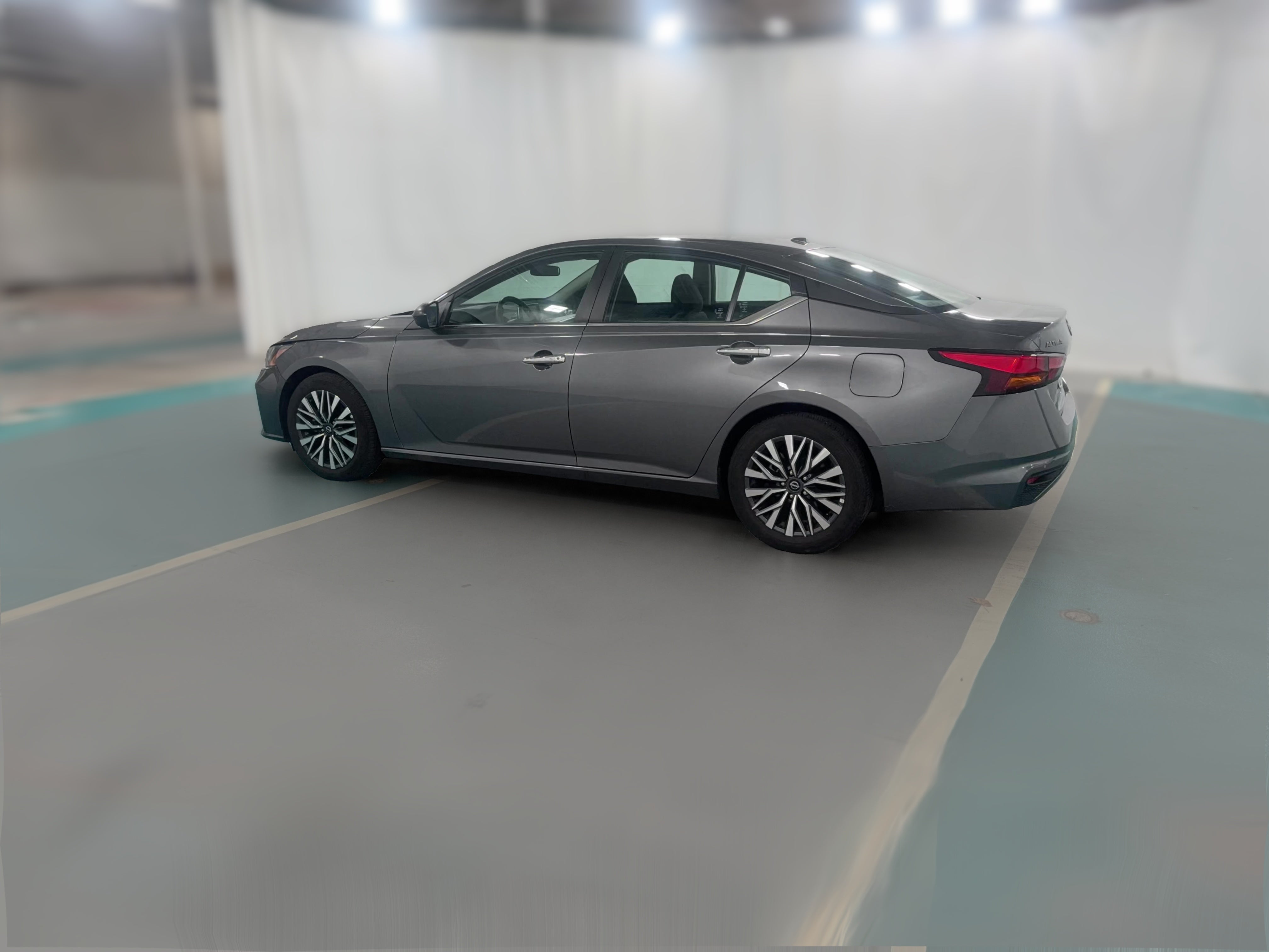 2025 Nissan Altima SV - Photo 27