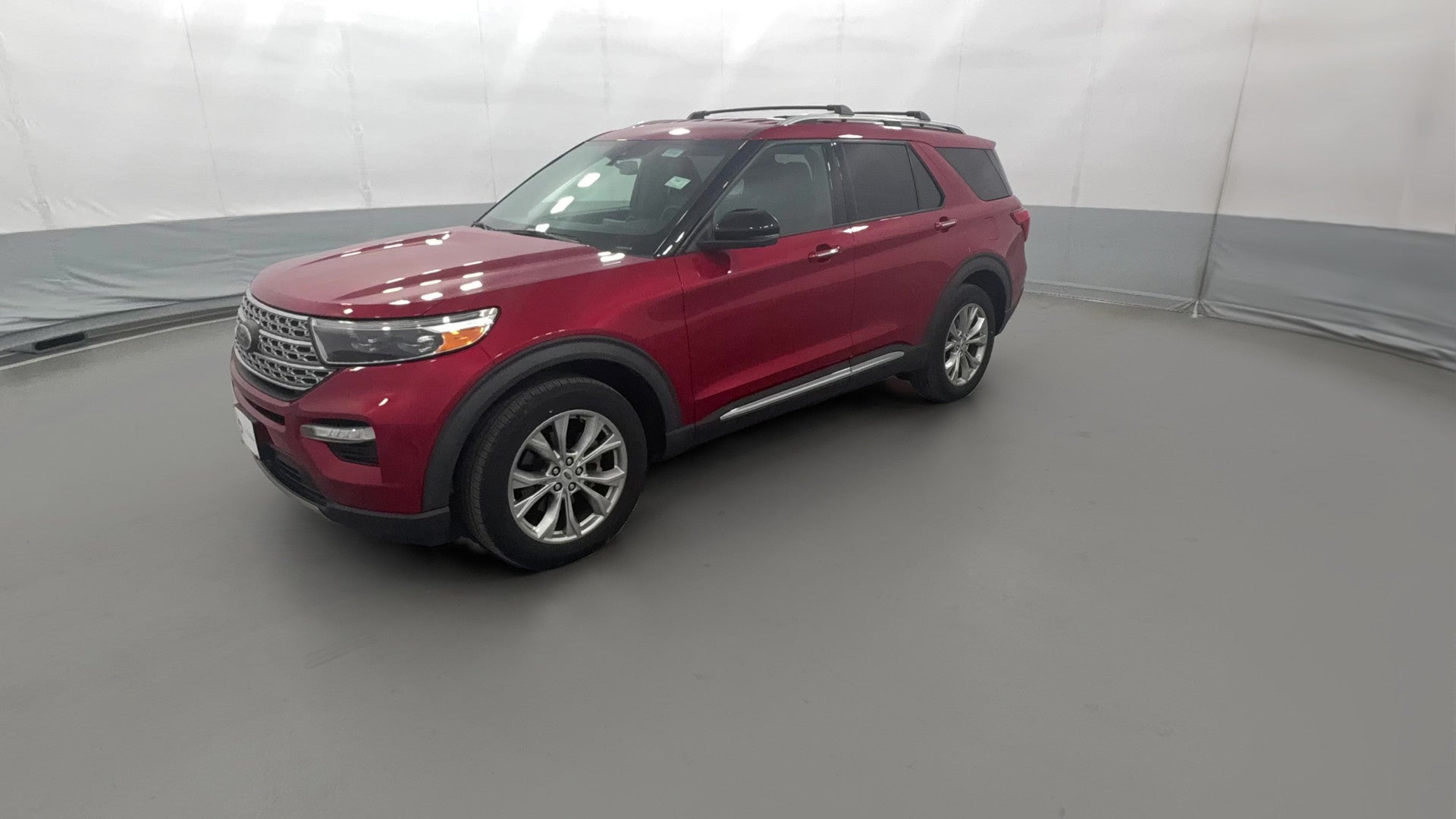 2020 Ford Explorer vehicle photo