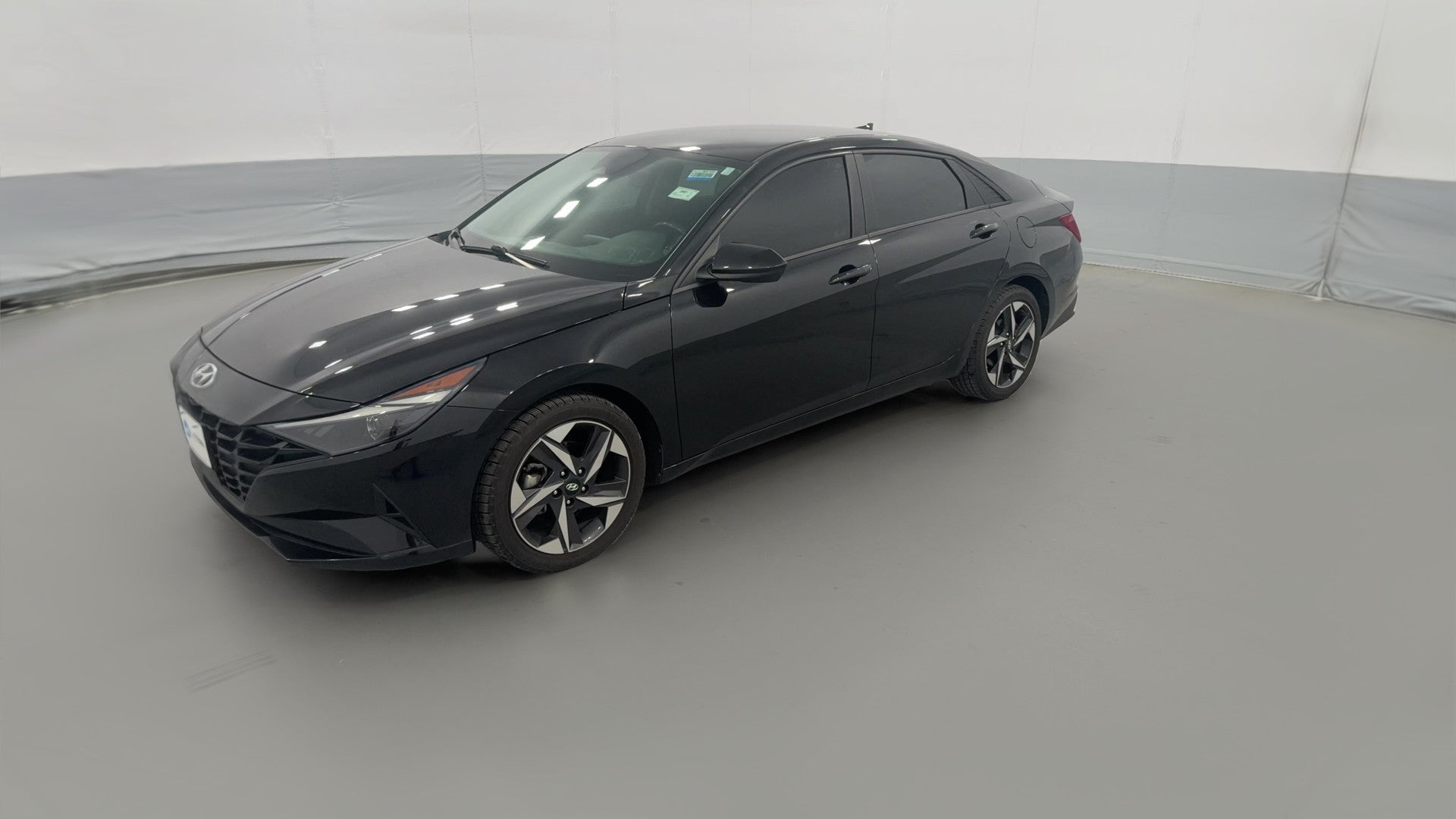 2023 Hyundai Elantra vehicle photo