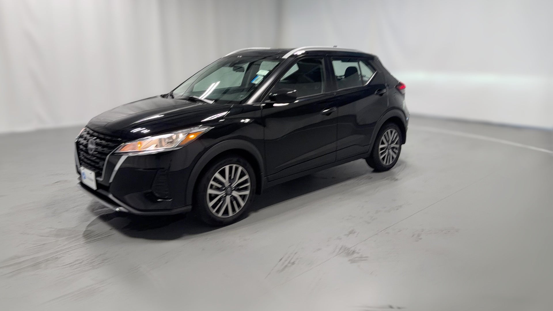 2023 Nissan Kicks vehicle photo