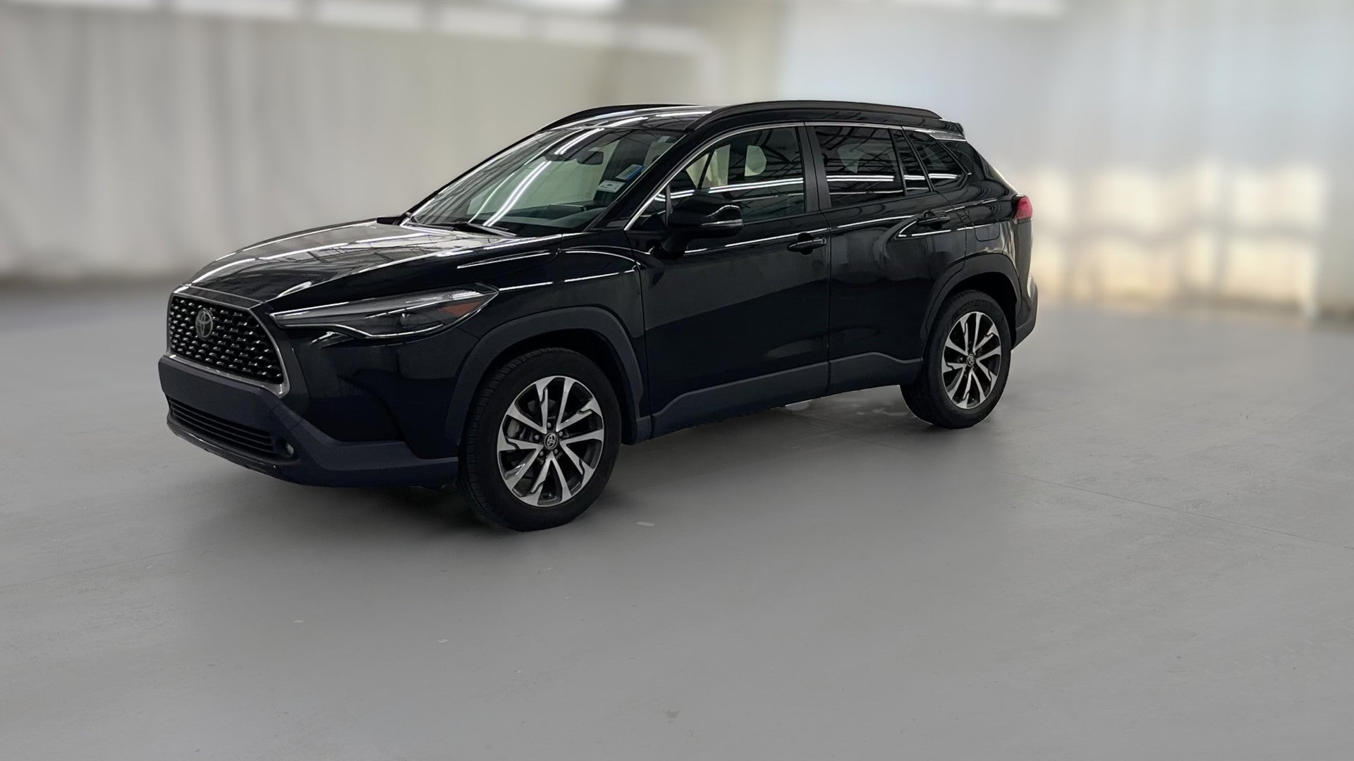 2023 Toyota Corolla Cross vehicle photo