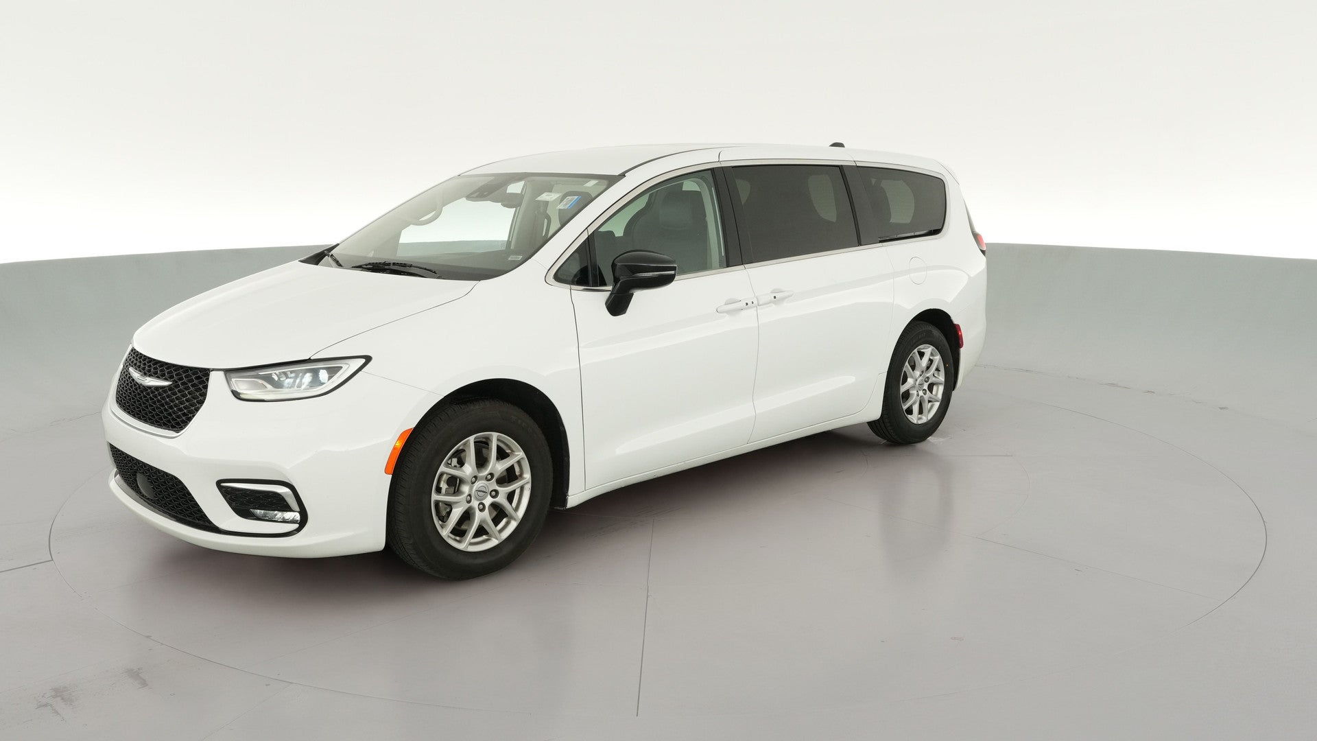 2024 Chrysler Pacifica vehicle photo