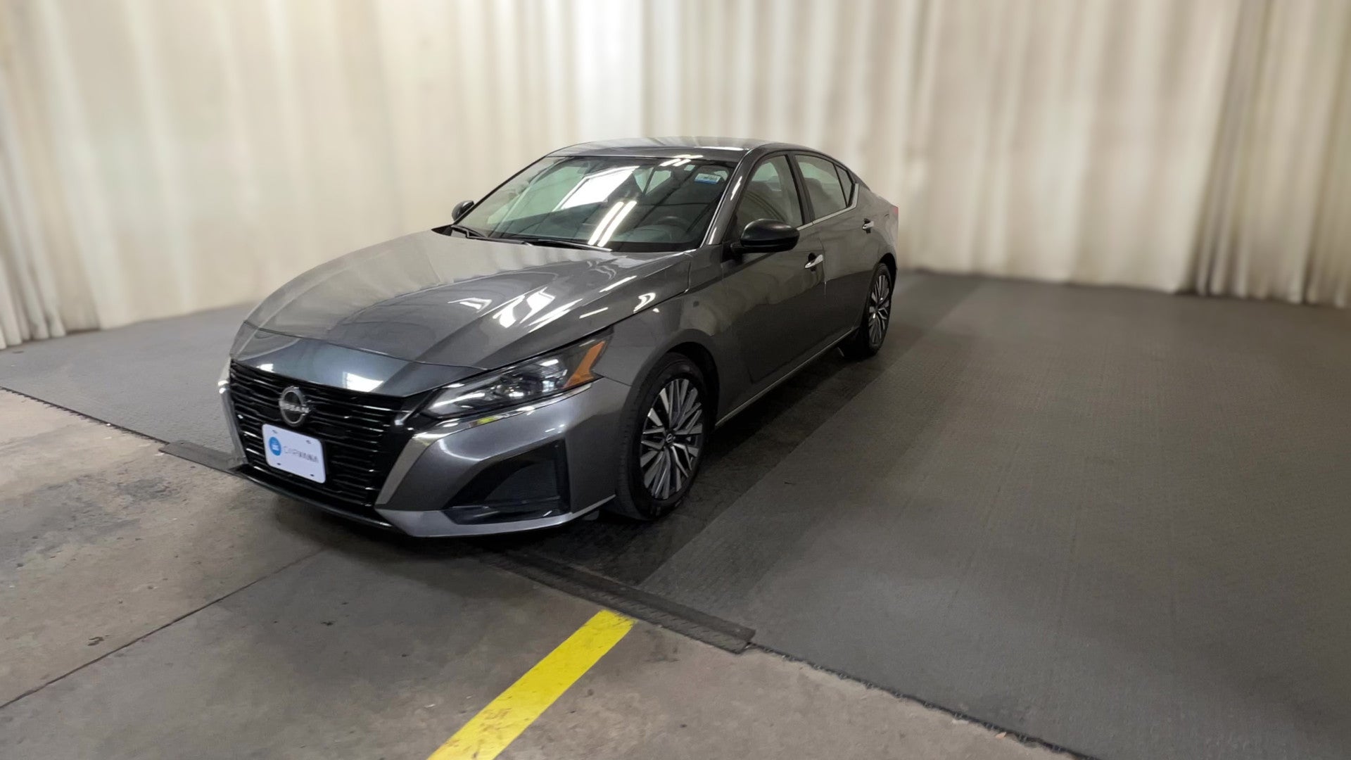 2025 Nissan Altima vehicle photo