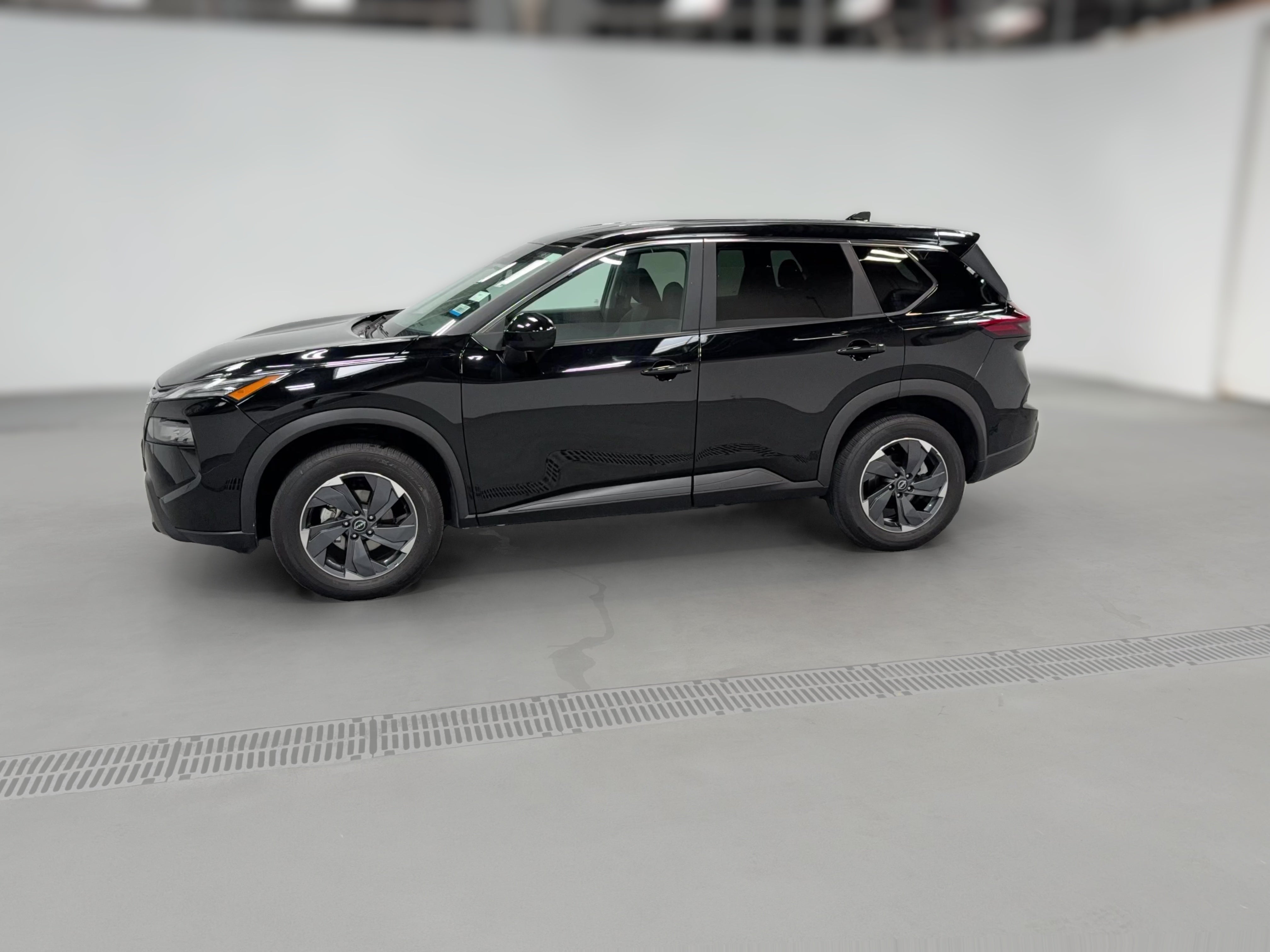 2025 Nissan Rogue SV - Photo 28