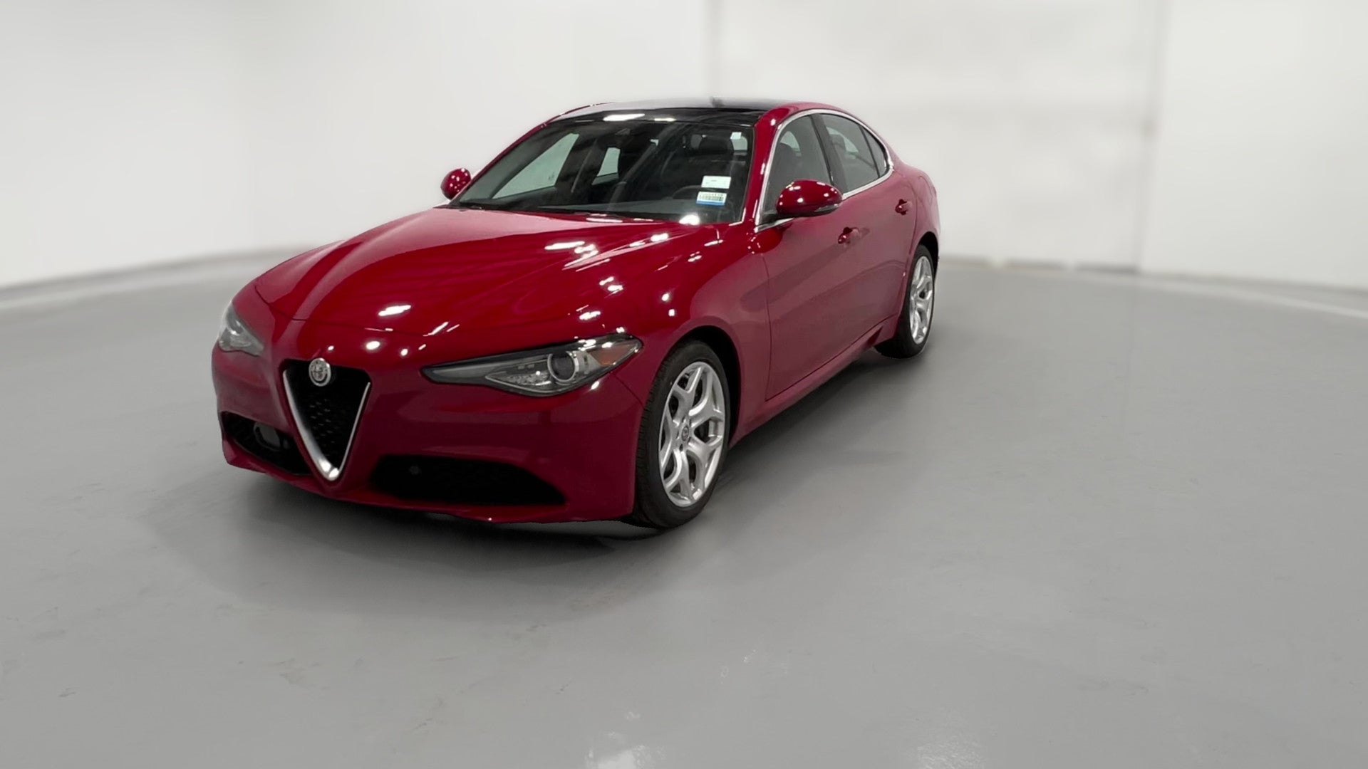 2018 Alfa Romeo Giulia vehicle photo