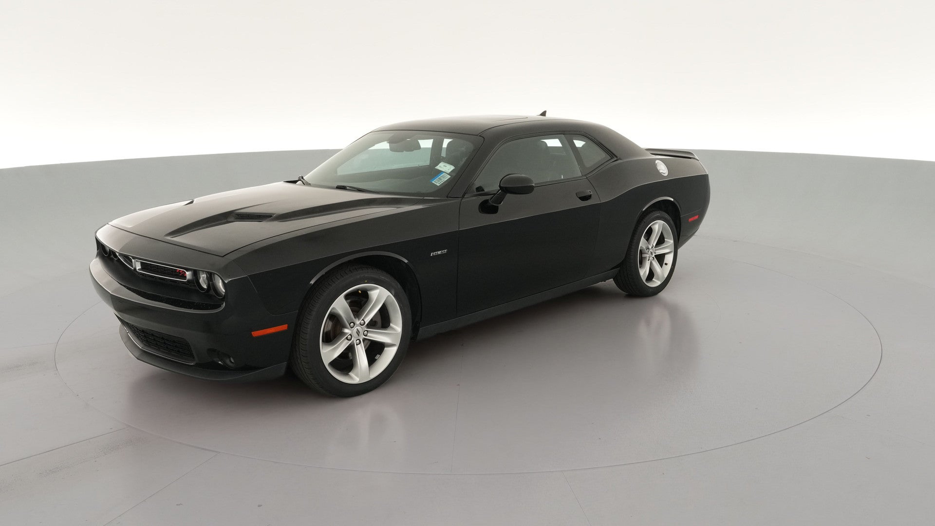 2018 Dodge Challenger vehicle photo